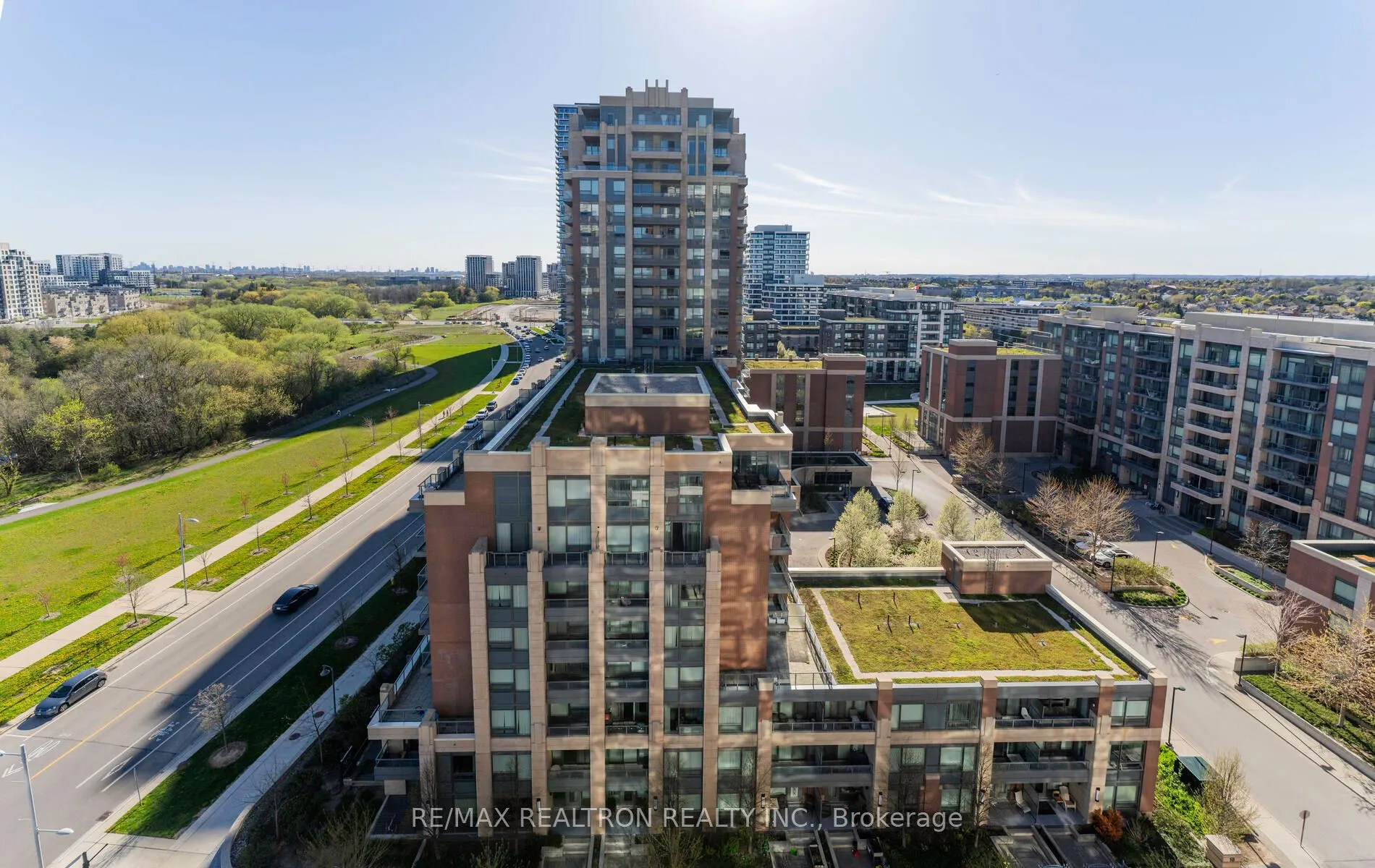 1 Uptown Drive, #1603