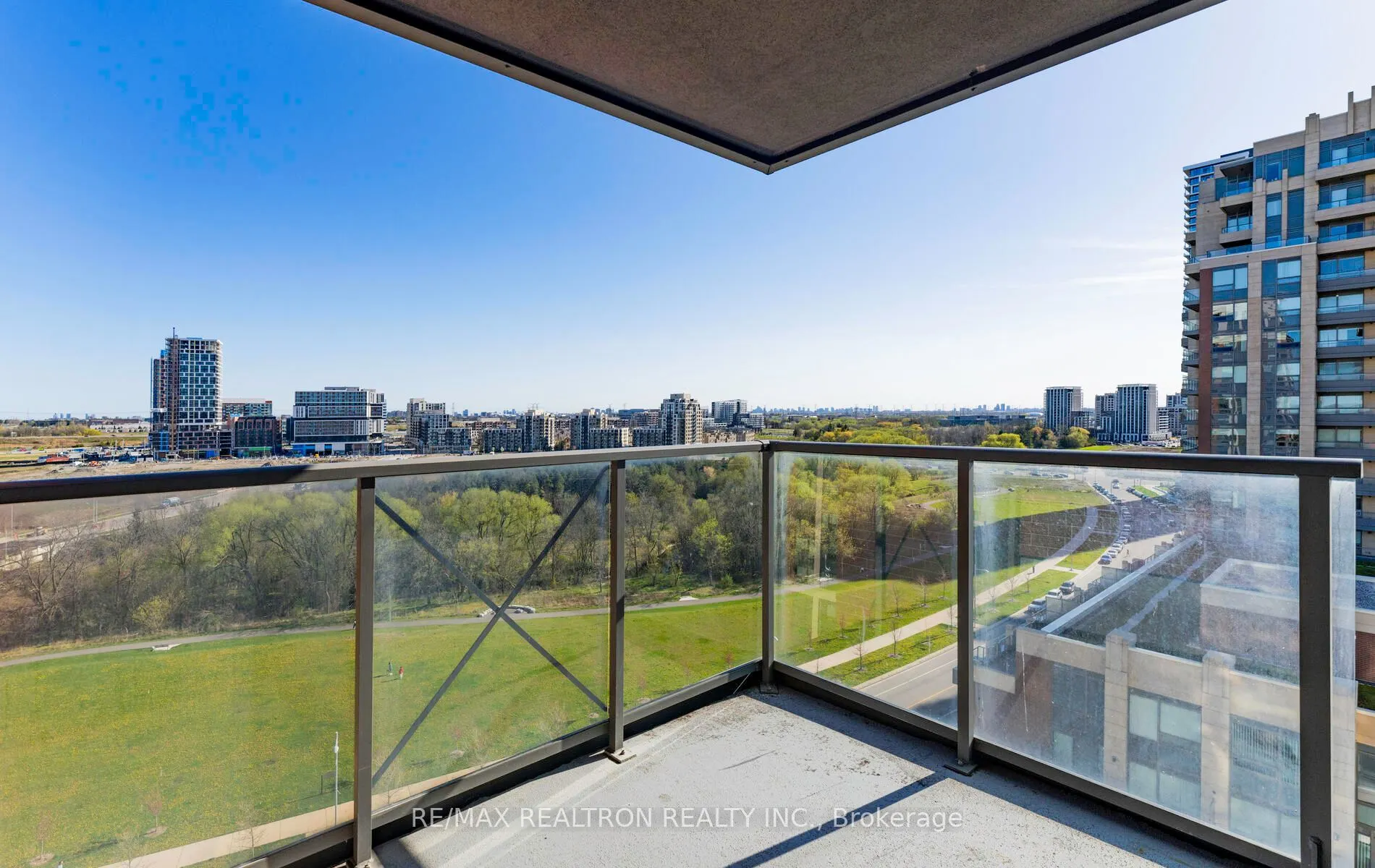 1 Uptown Drive, #1603