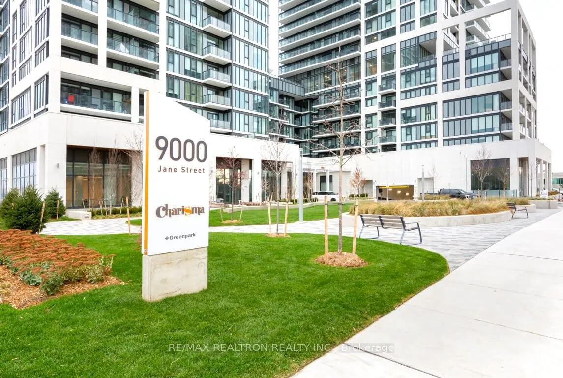 9000 Jane Street, #620