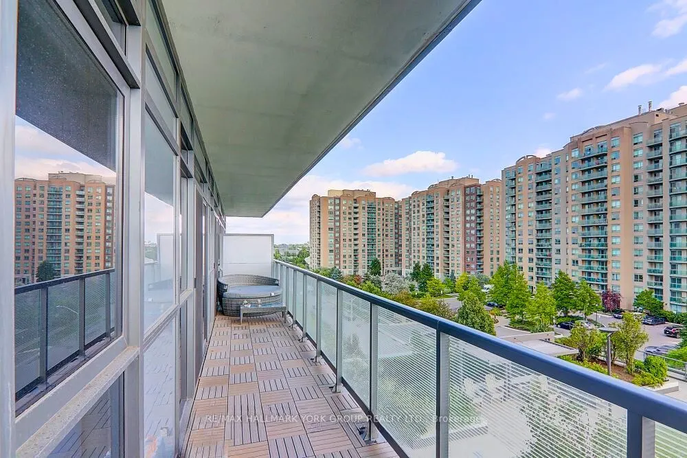 55 Oneida Crescent, #503