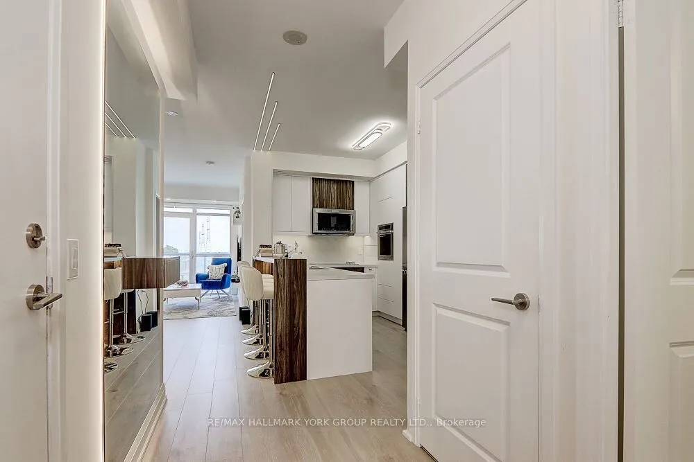 55 Oneida Crescent, #503