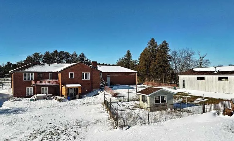 5125 Concession 4 Road