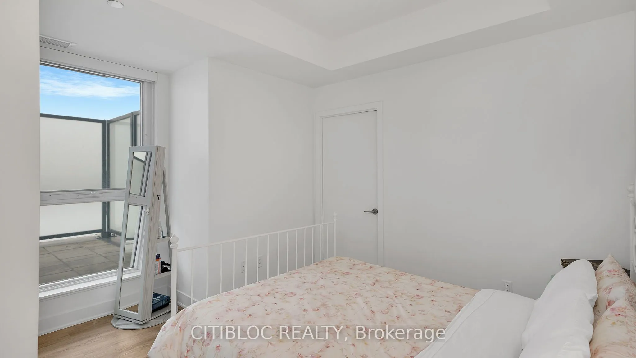 185 Deerfield Road, #503
