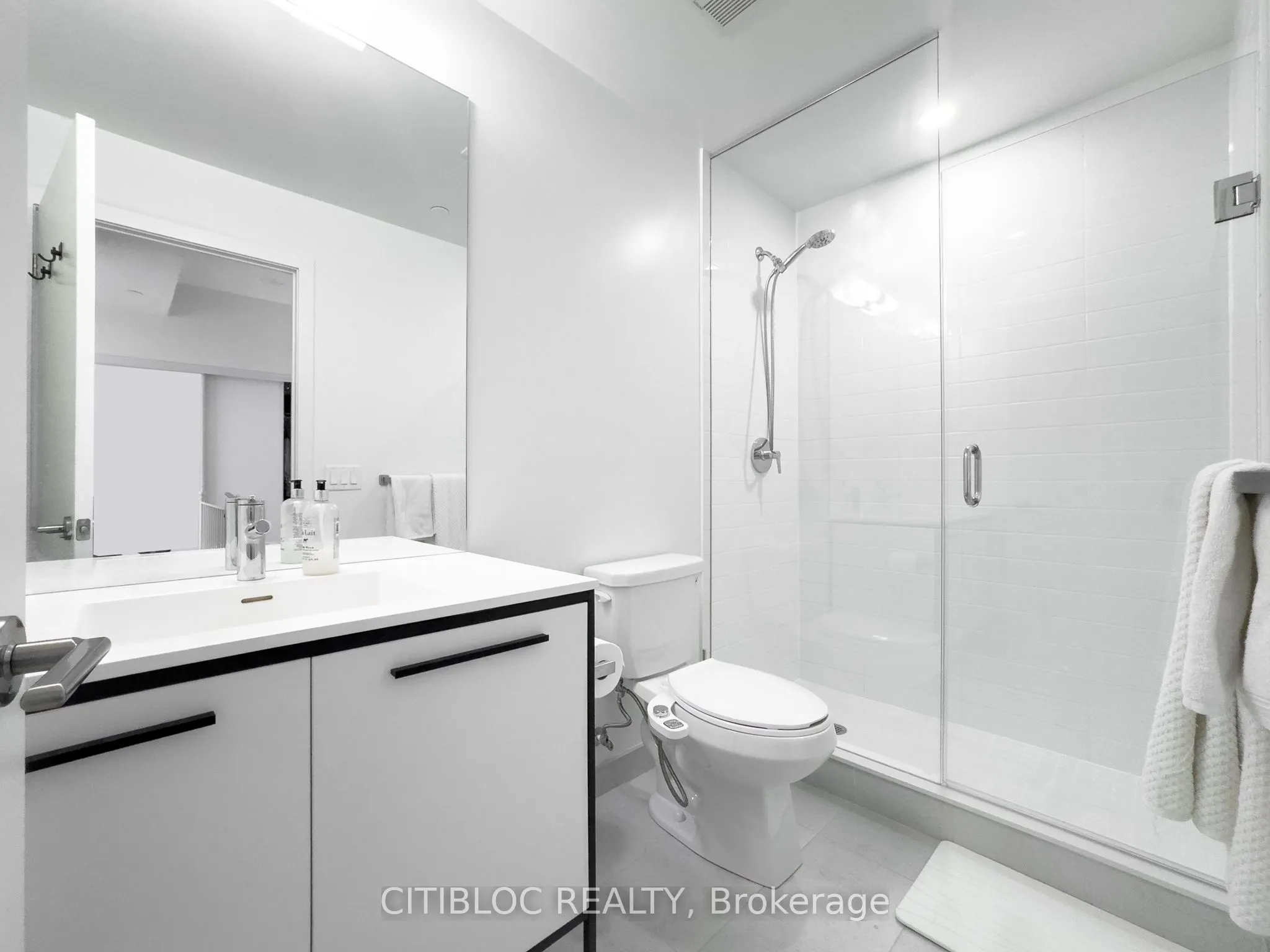 185 Deerfield Road, #503
