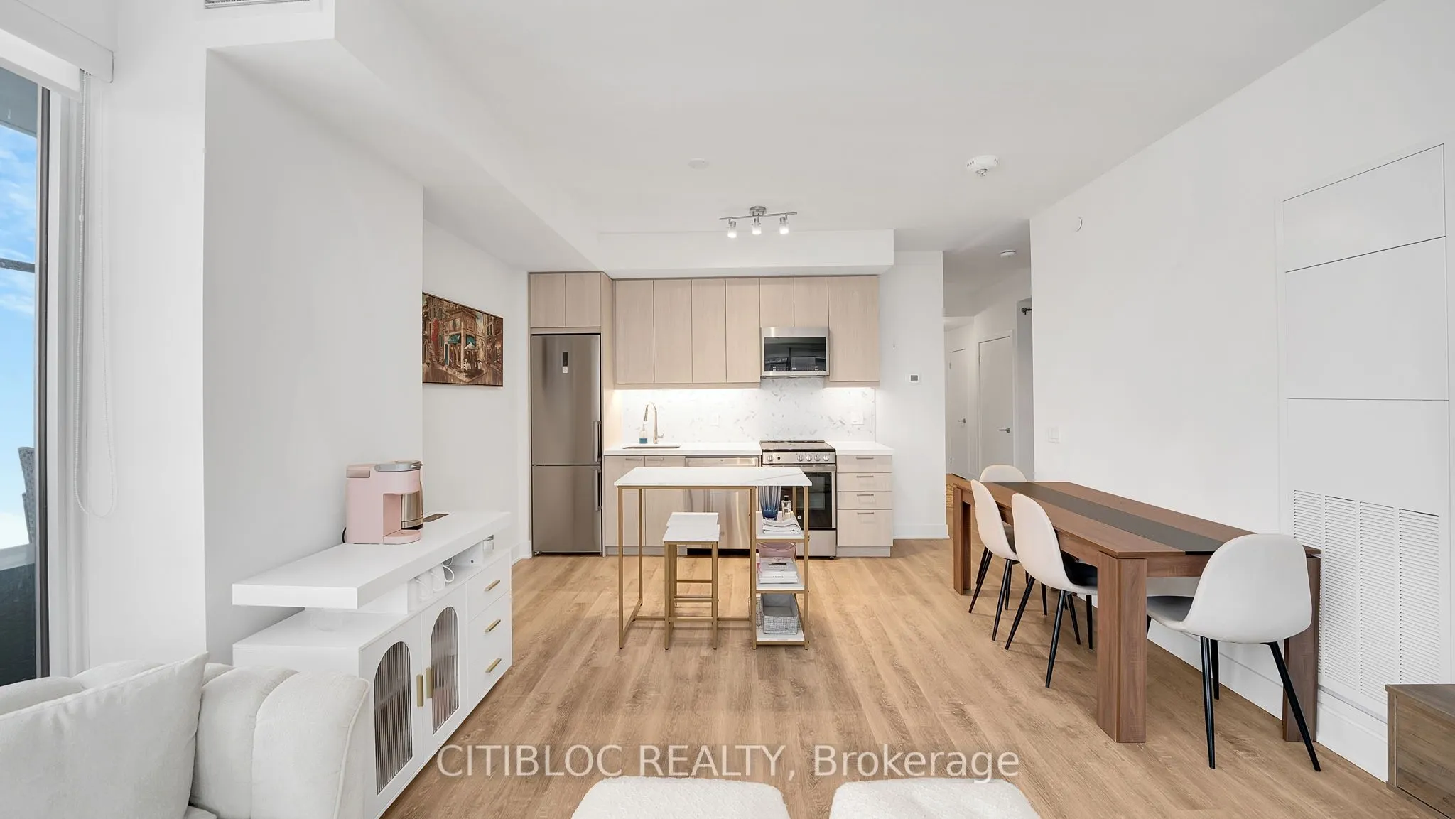 185 Deerfield Road, #503