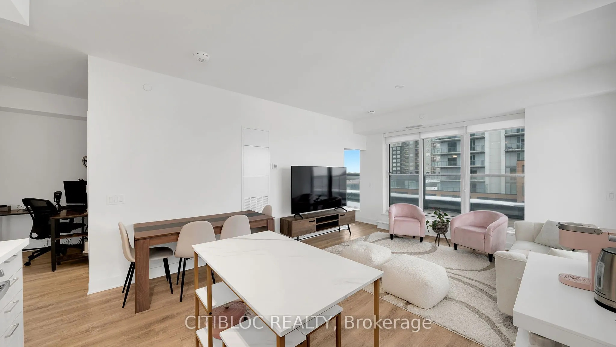 185 Deerfield Road, #503