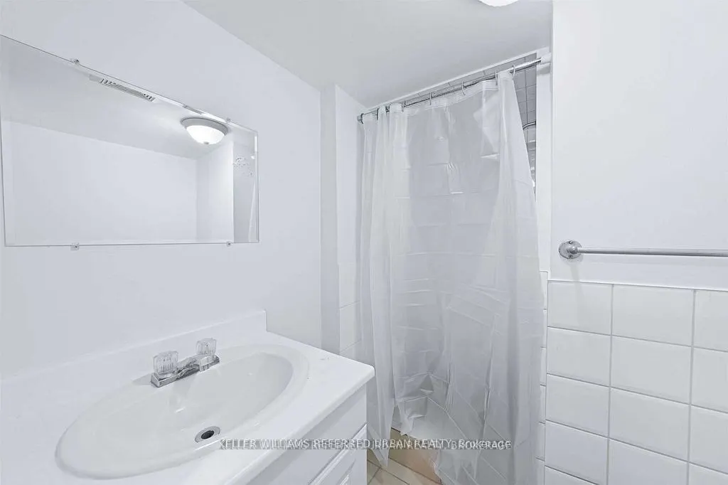 86 Morgan Avenue, #Lower