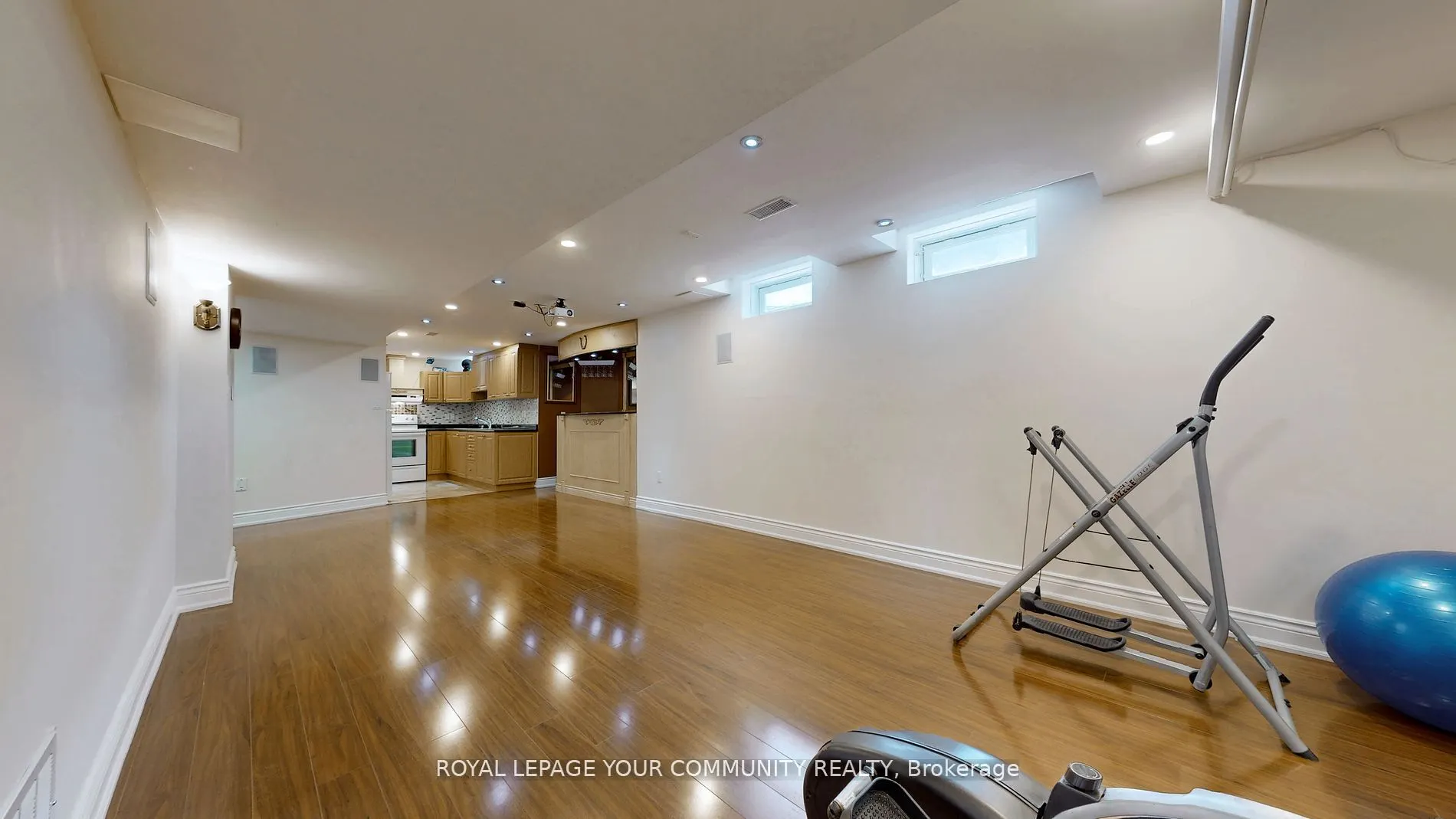 1 Heathfield Avenue
