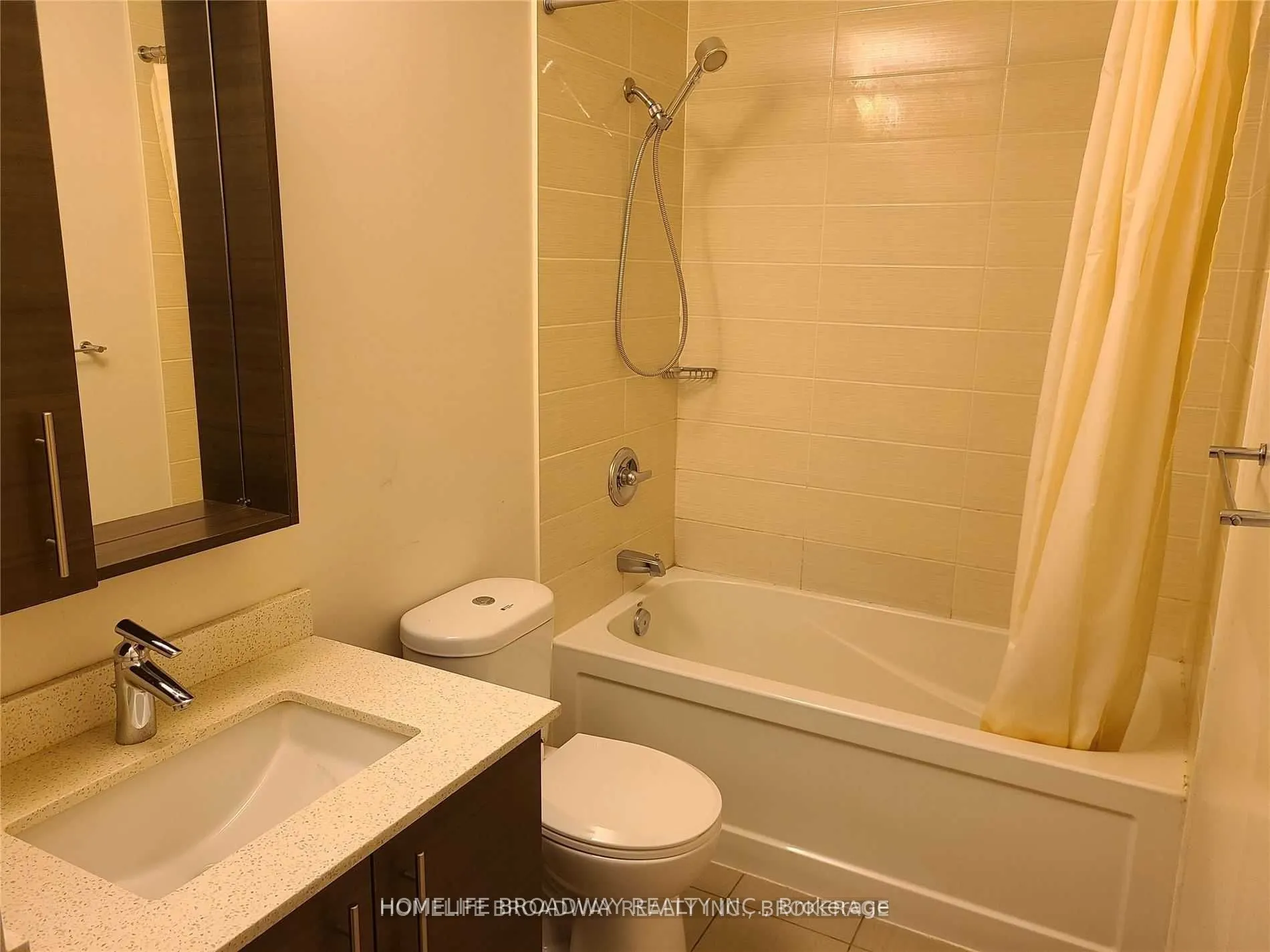 325 South Park Road, #905