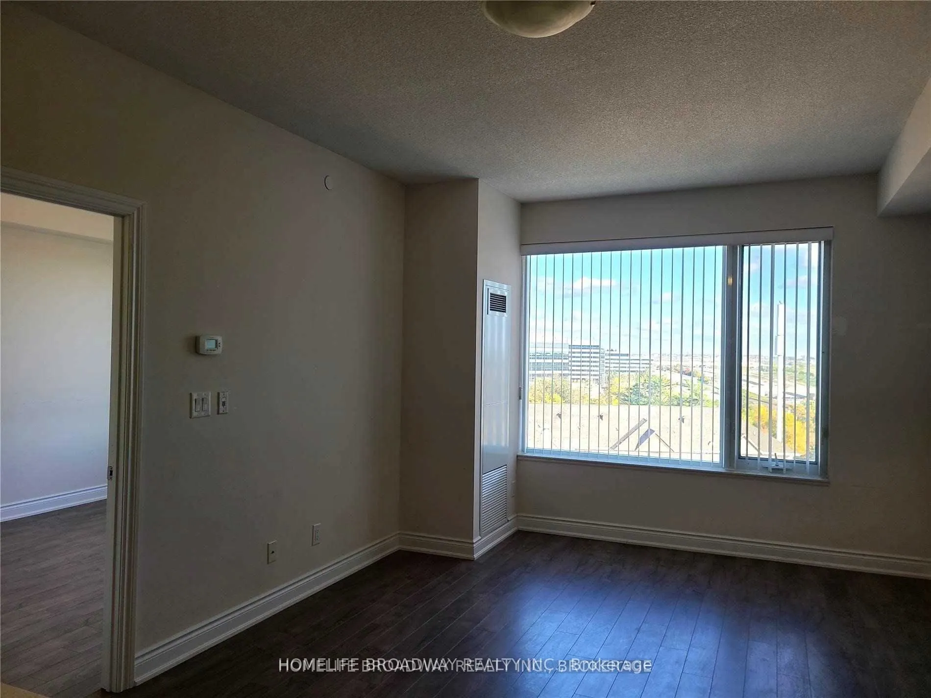 325 South Park Road, #905