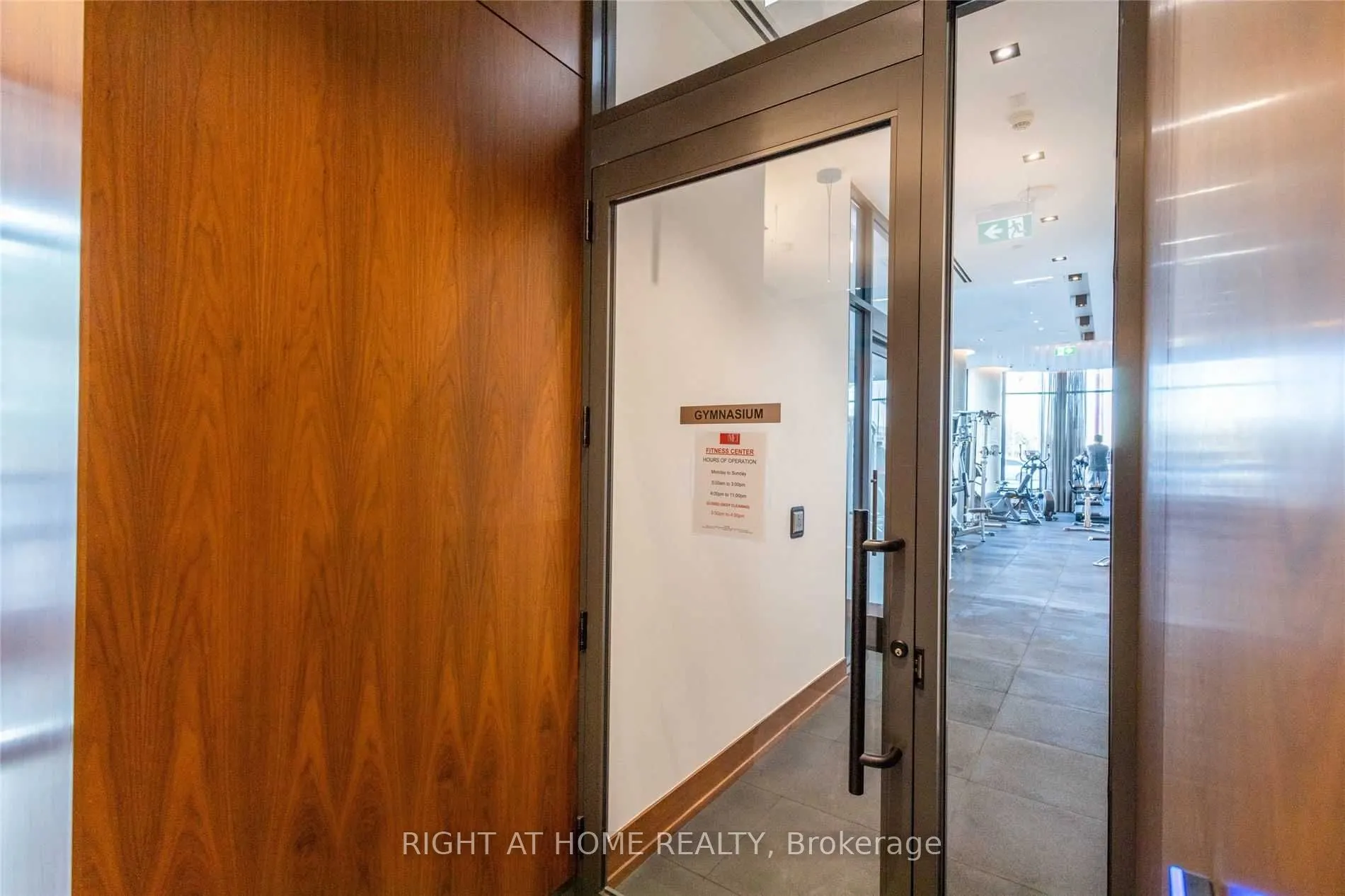7895 Jane Street, #218
