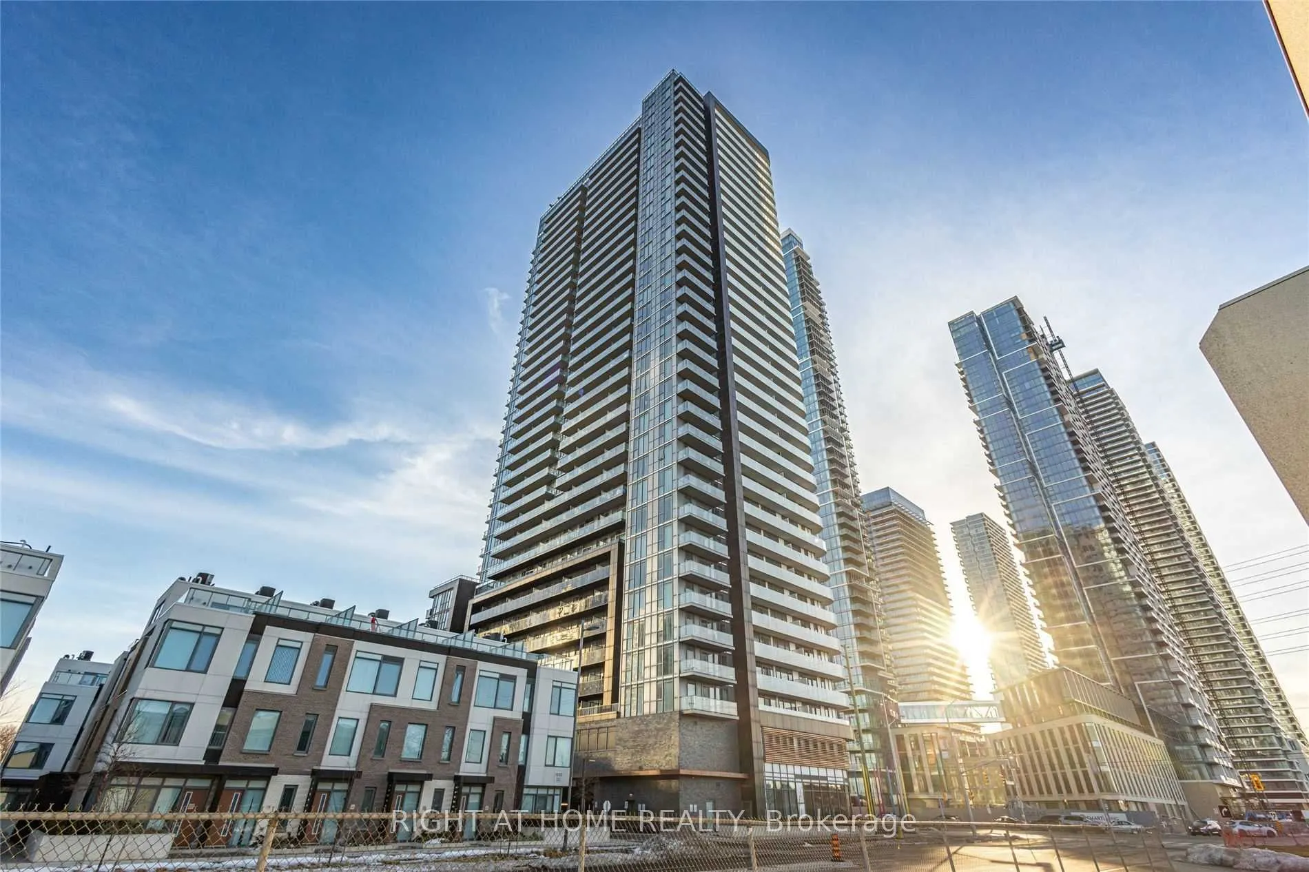 7895 Jane Street, #218