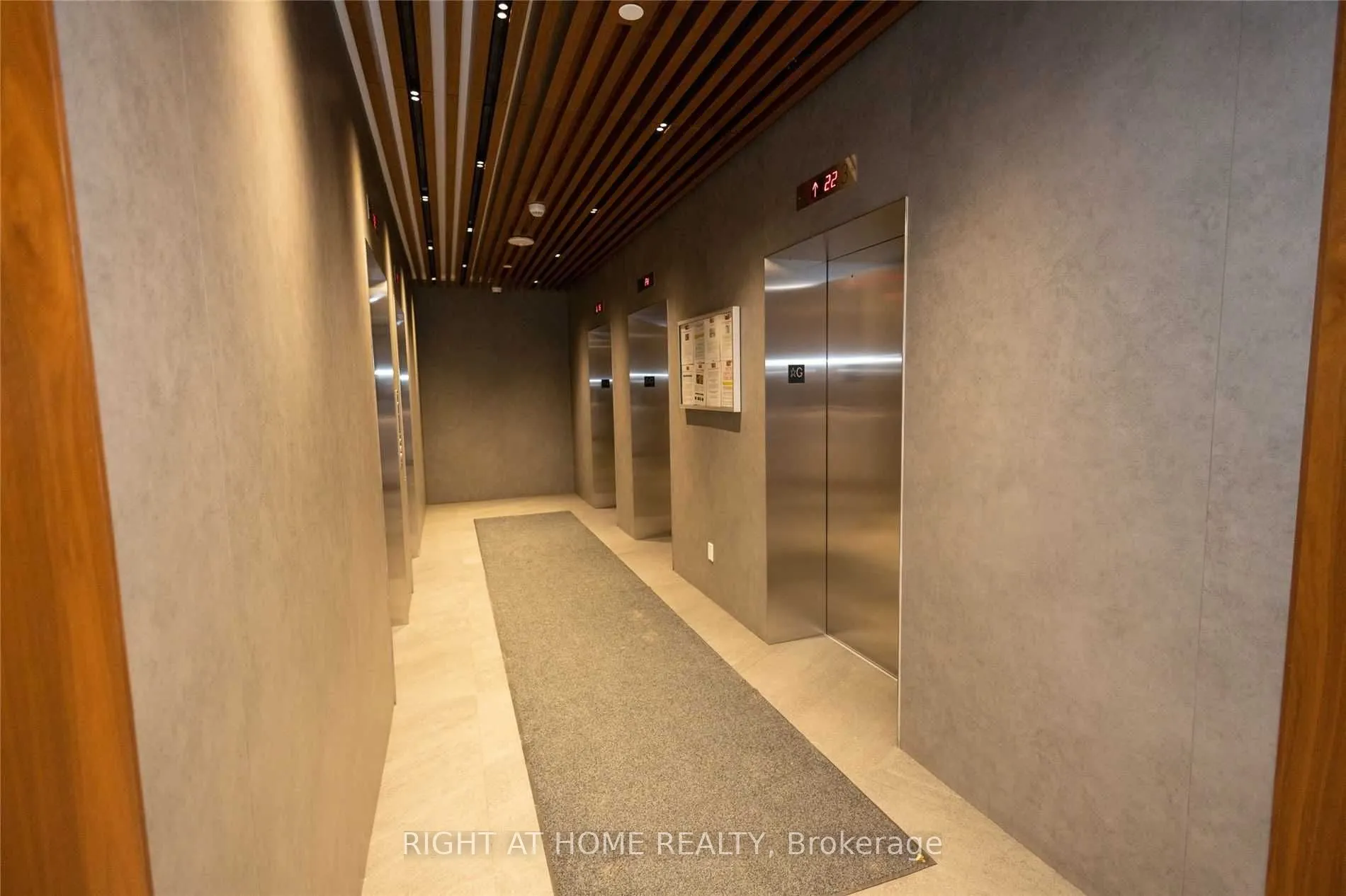 7895 Jane Street, #218