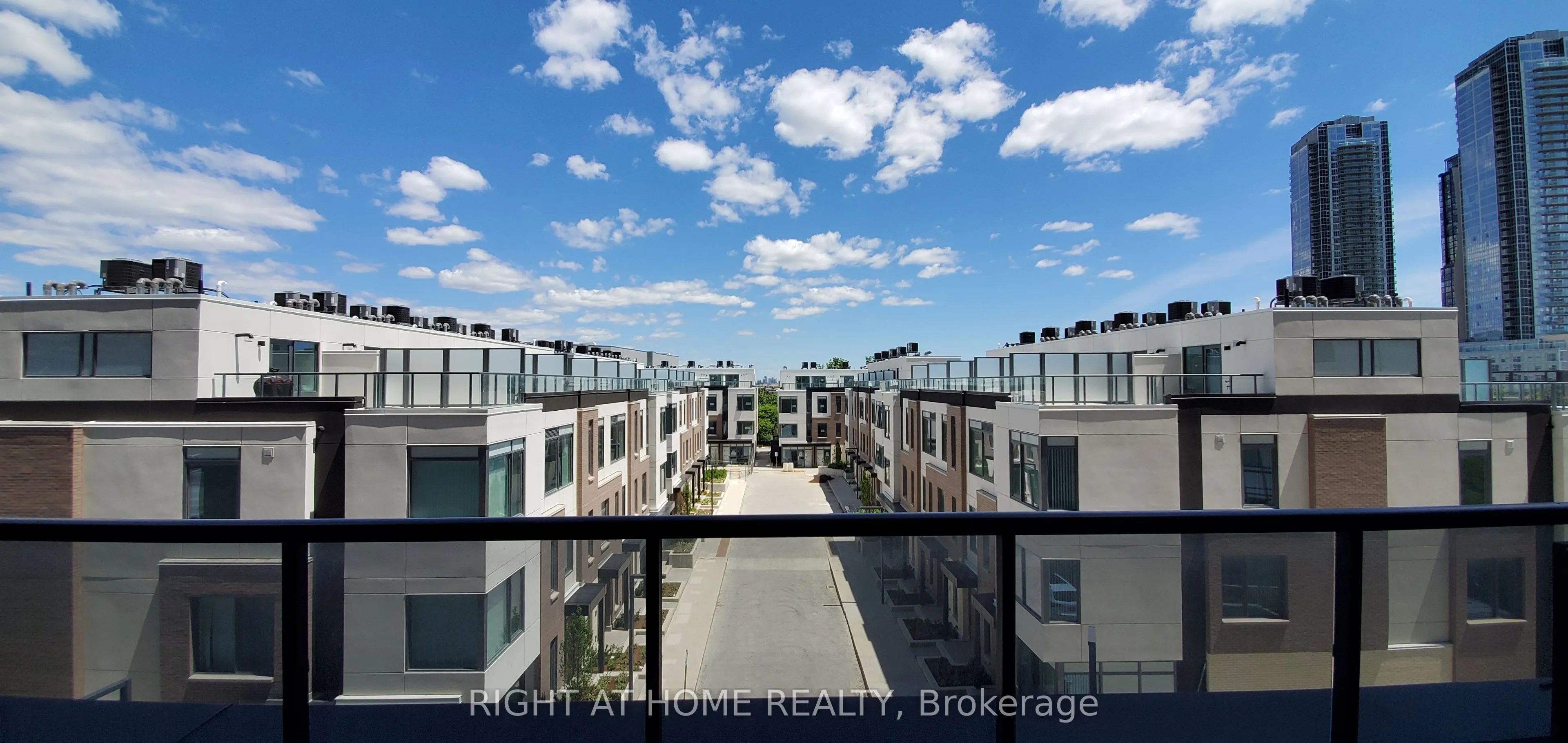 7895 Jane Street, #218