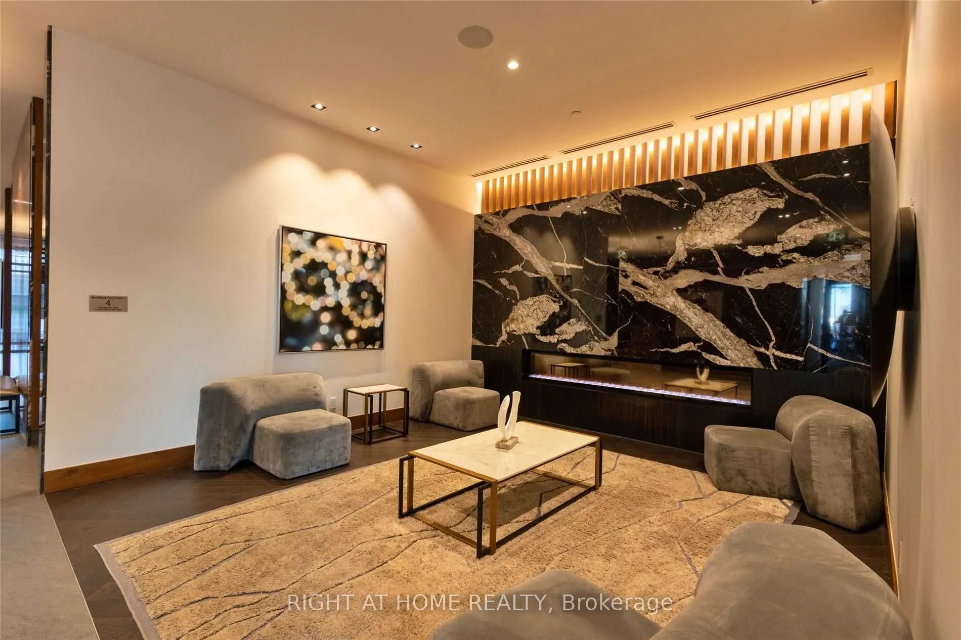 7895 Jane Street, #218