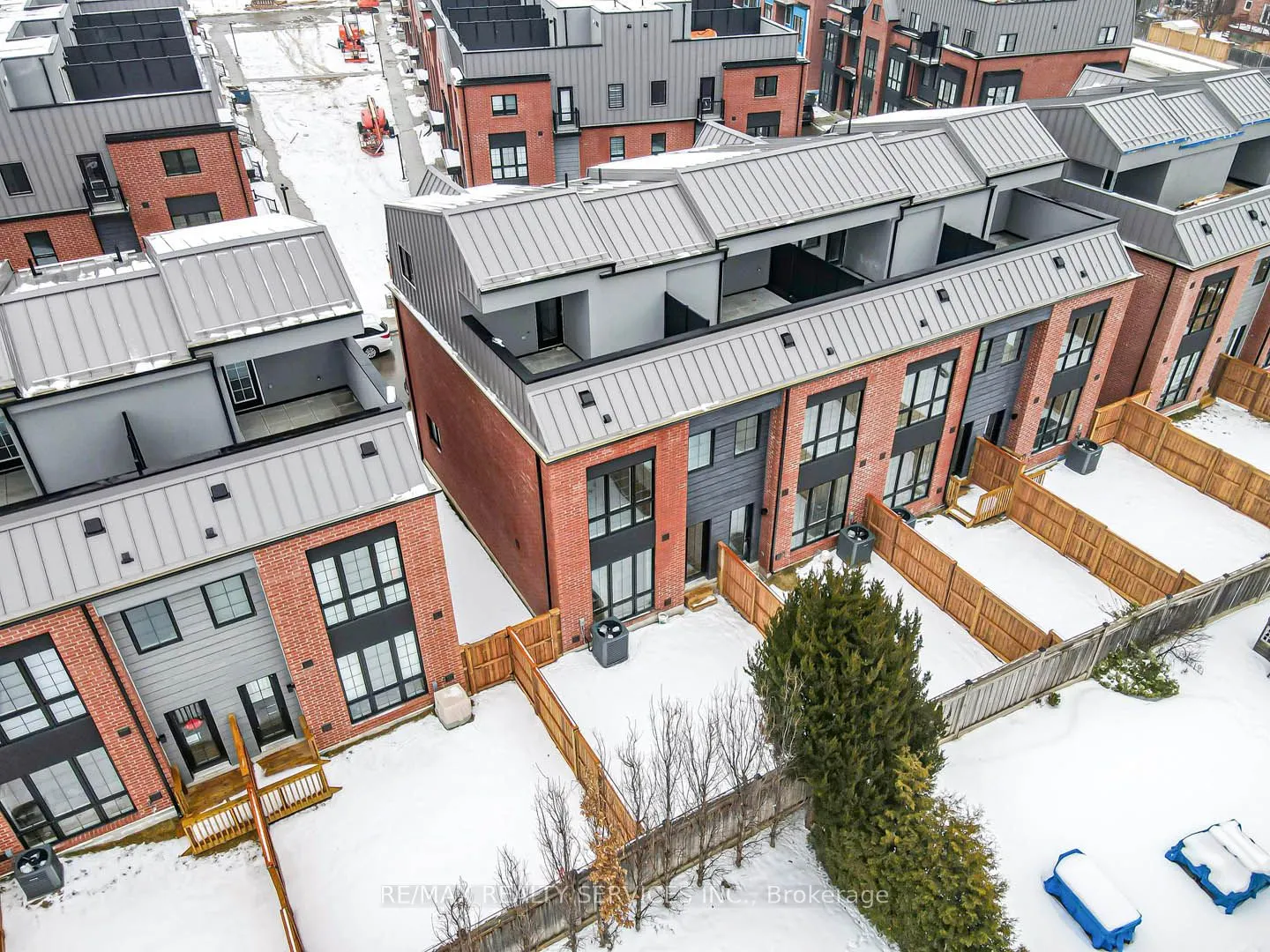 300 Atkinson Avenue, #POTL 22