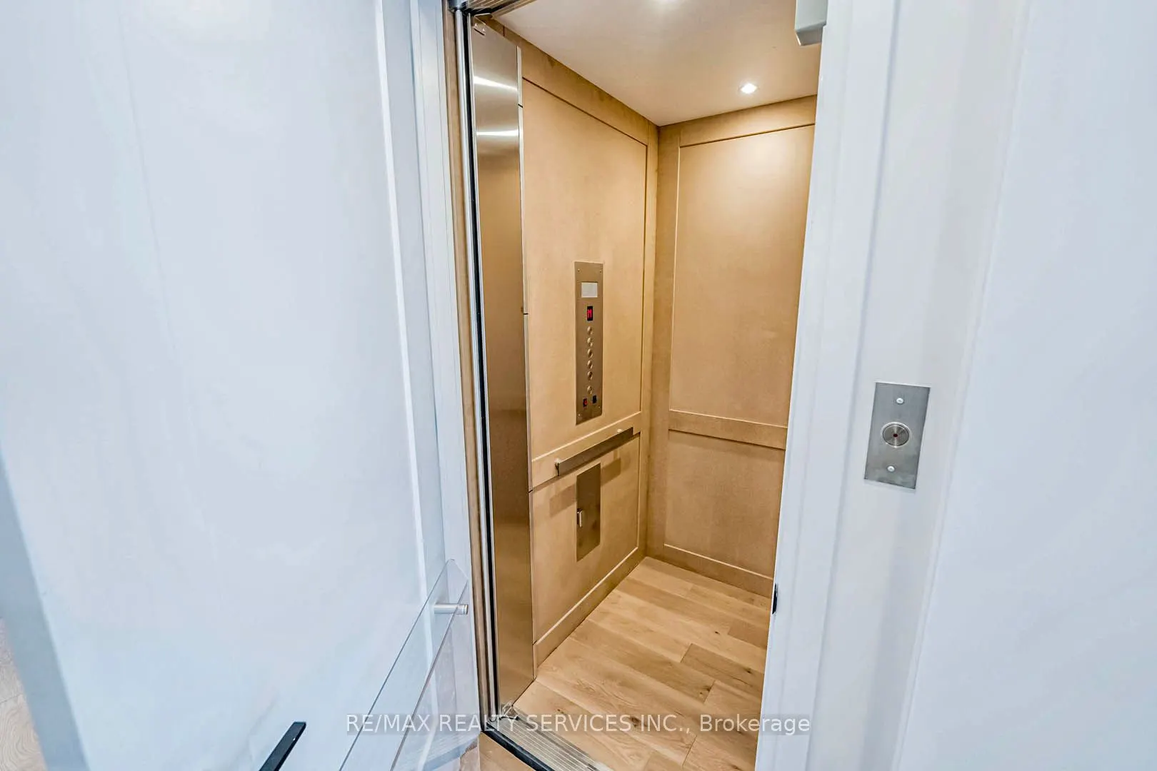 300 Atkinson Avenue, #POTL 22
