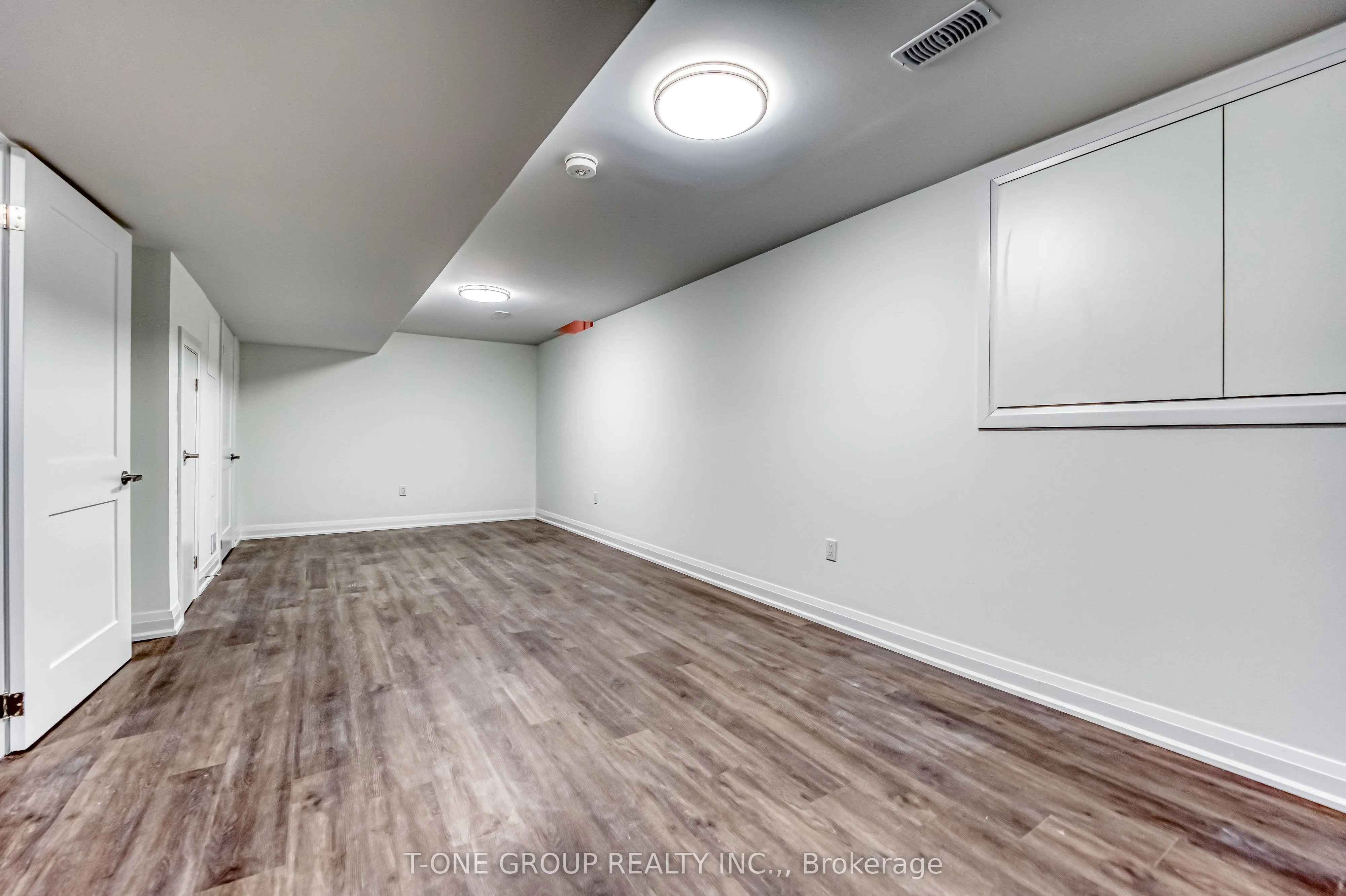 11 Saint Avenue
