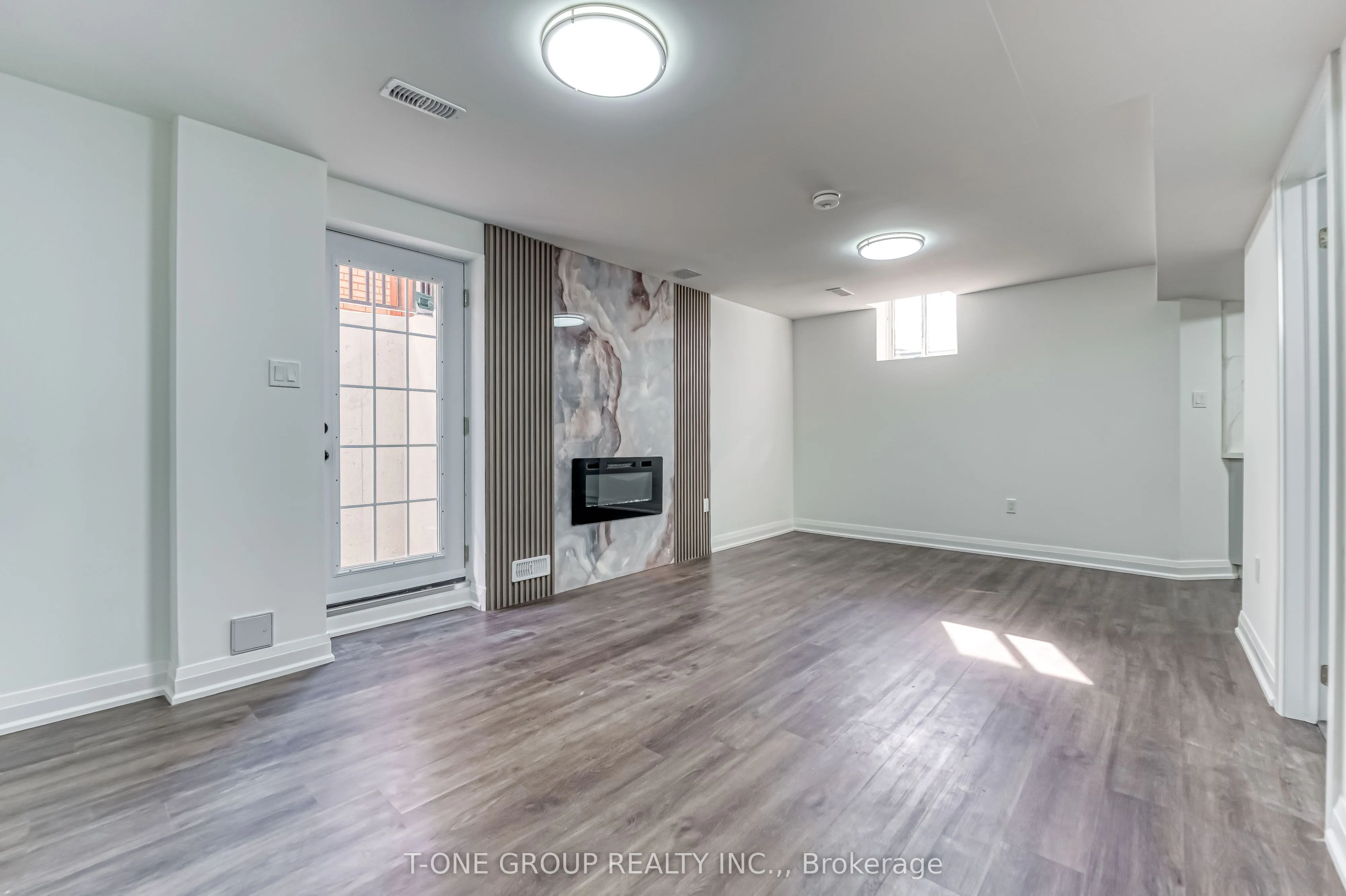11 Saint Avenue