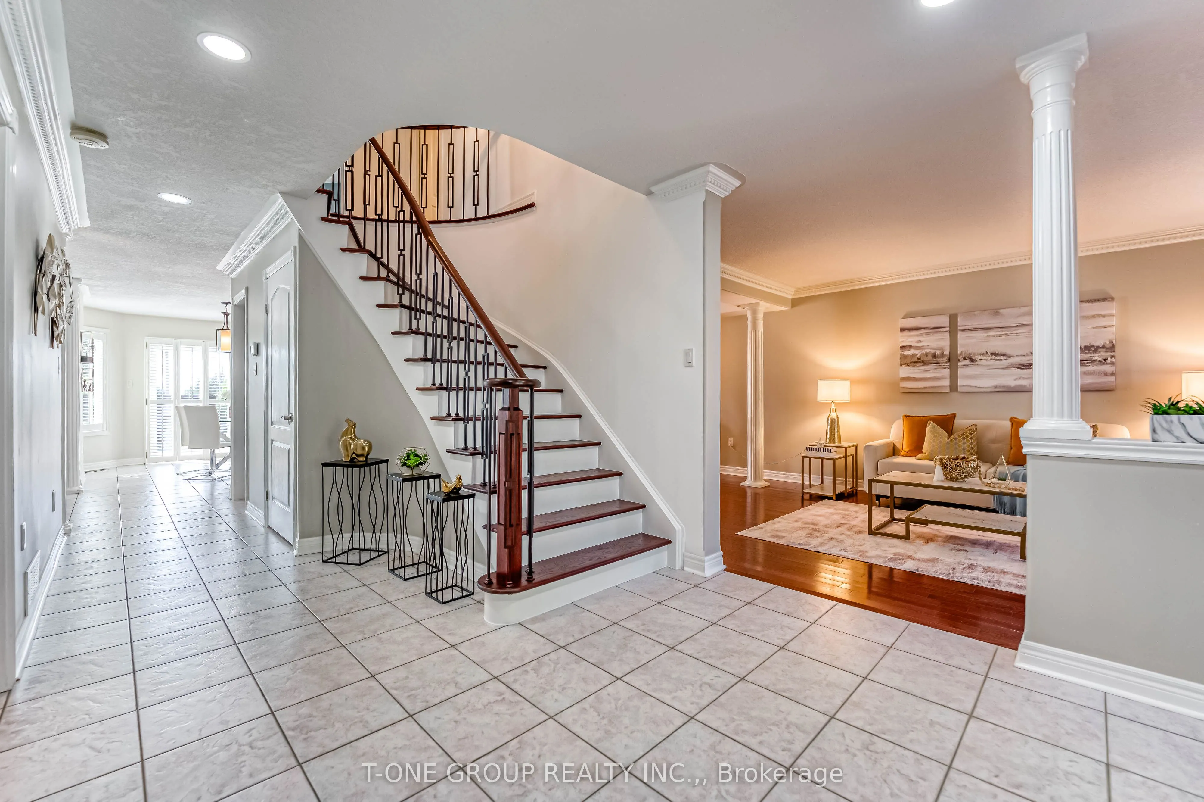 11 Saint Avenue