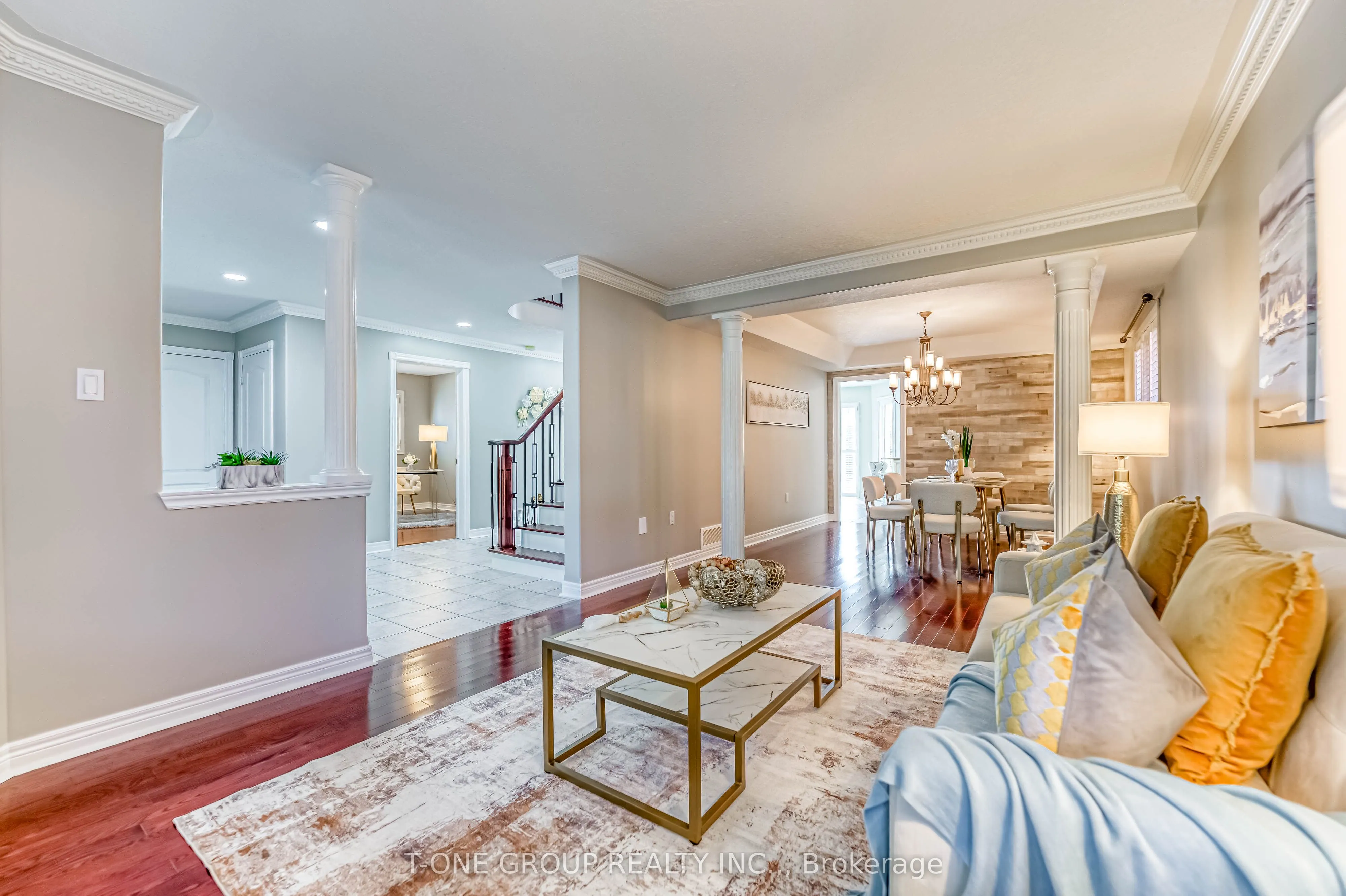 11 Saint Avenue