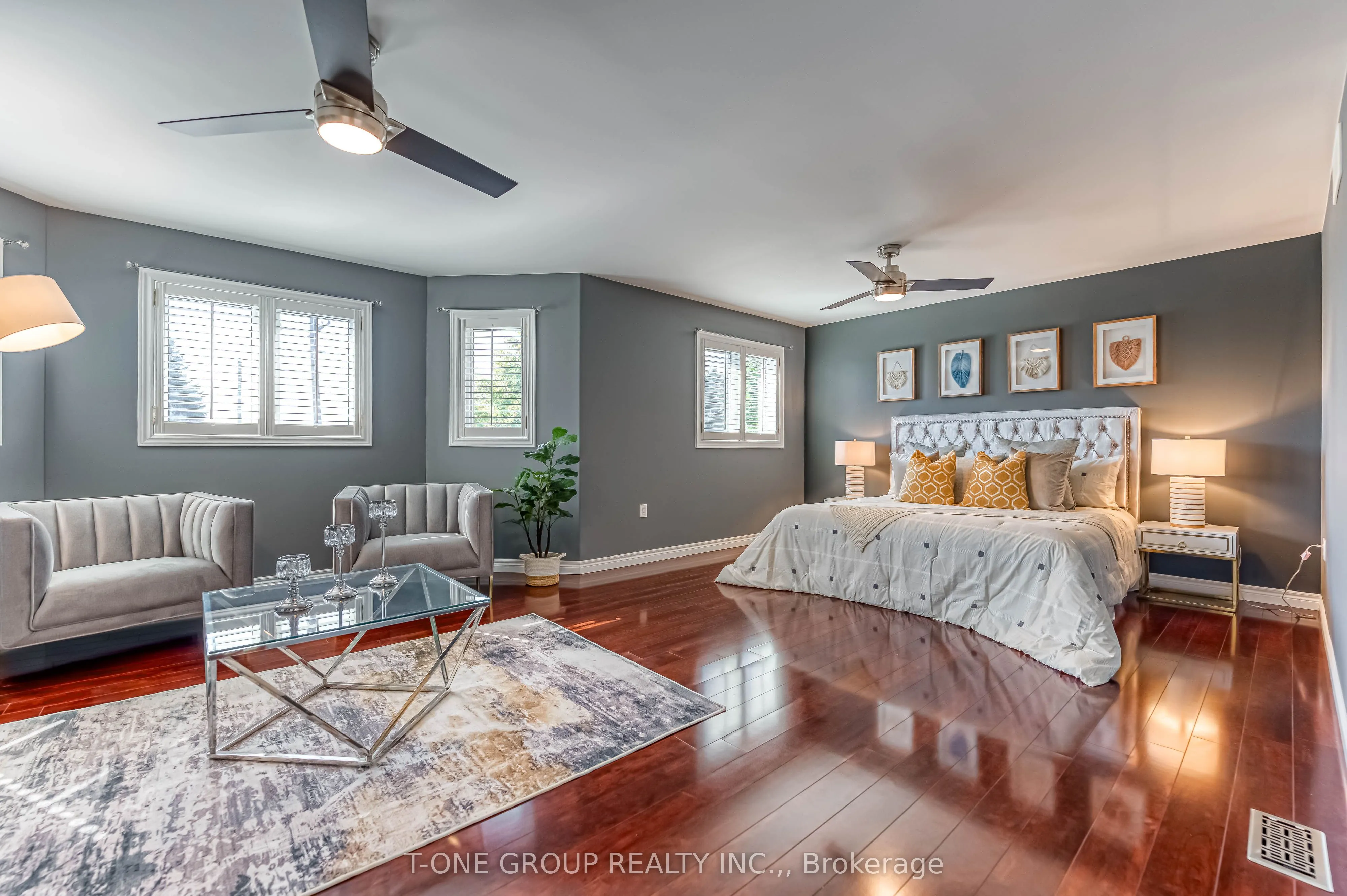 11 Saint Avenue