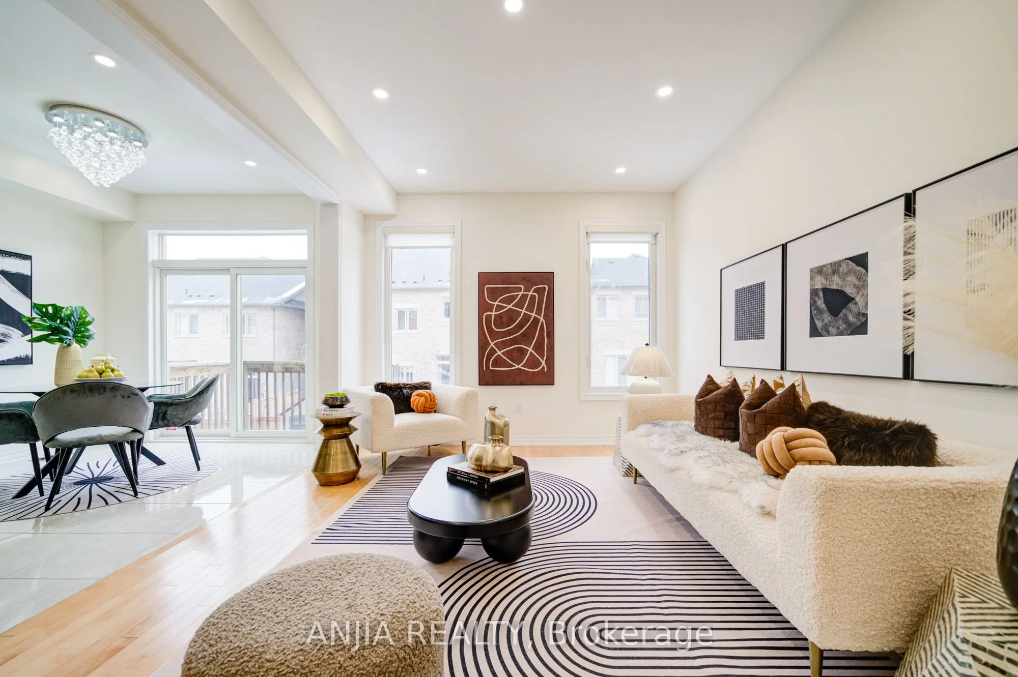 8 Wagner Drive