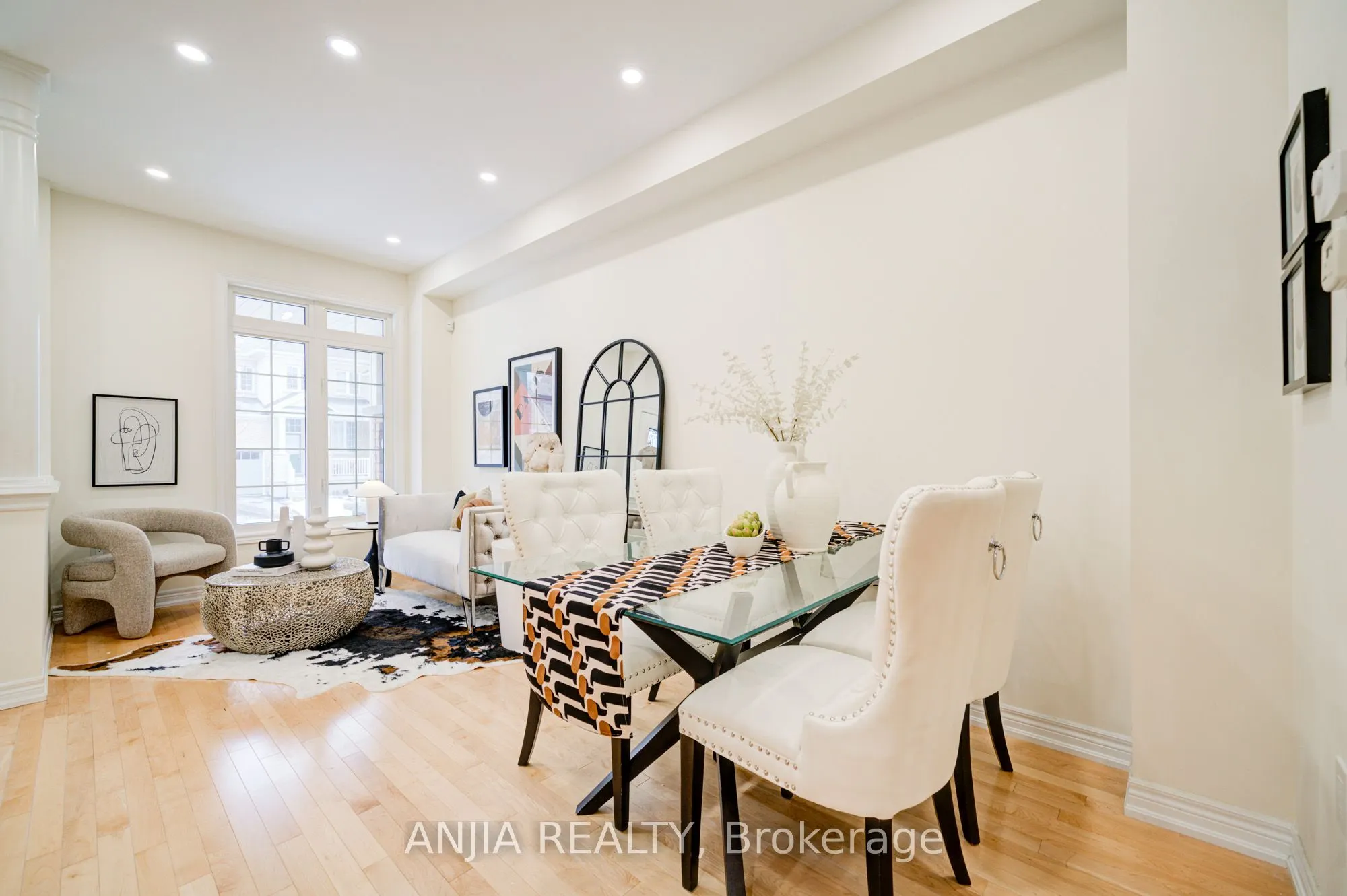 8 Wagner Drive