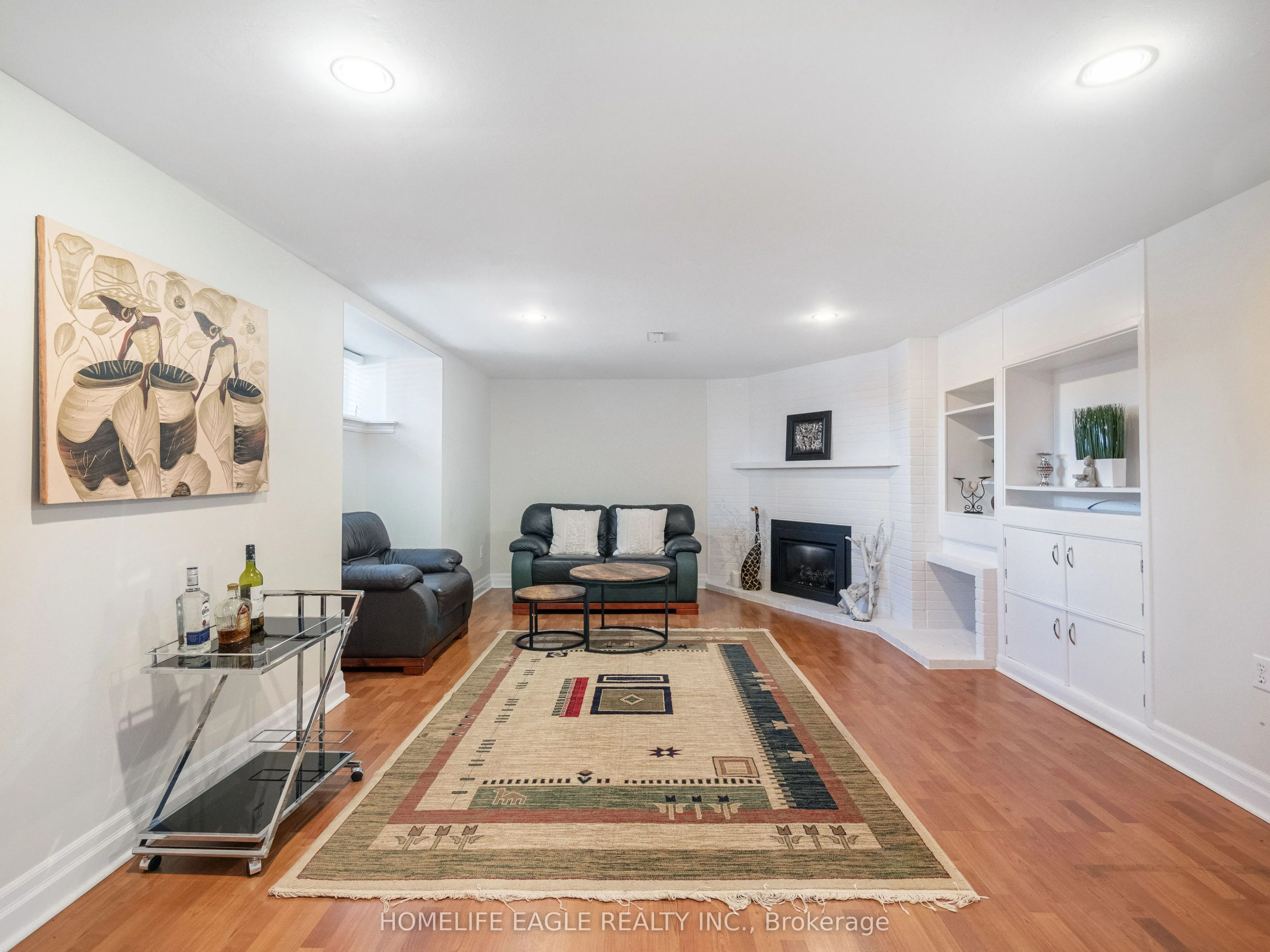 11 Knollside Drive