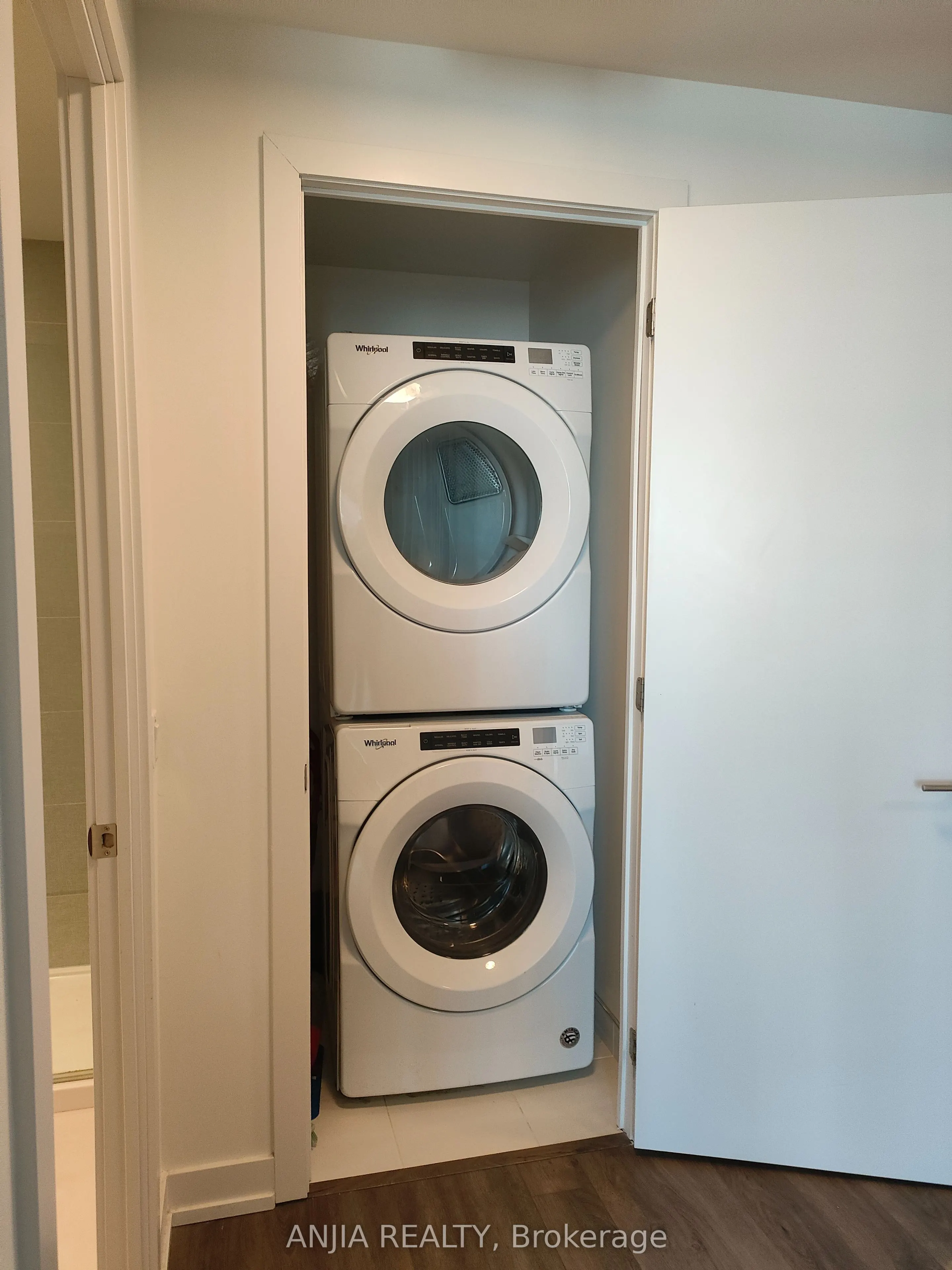1 Grandview Avenue, #1703