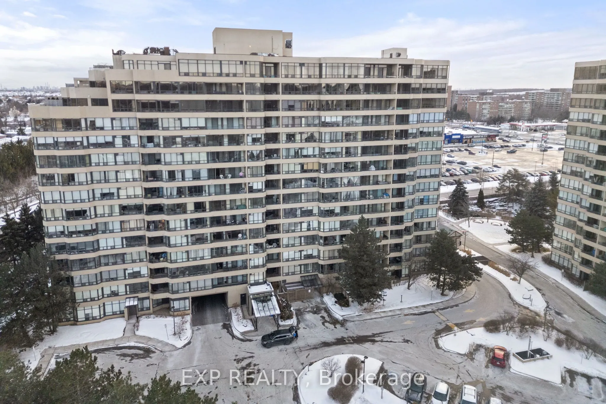 32 Clarissa Drive #521