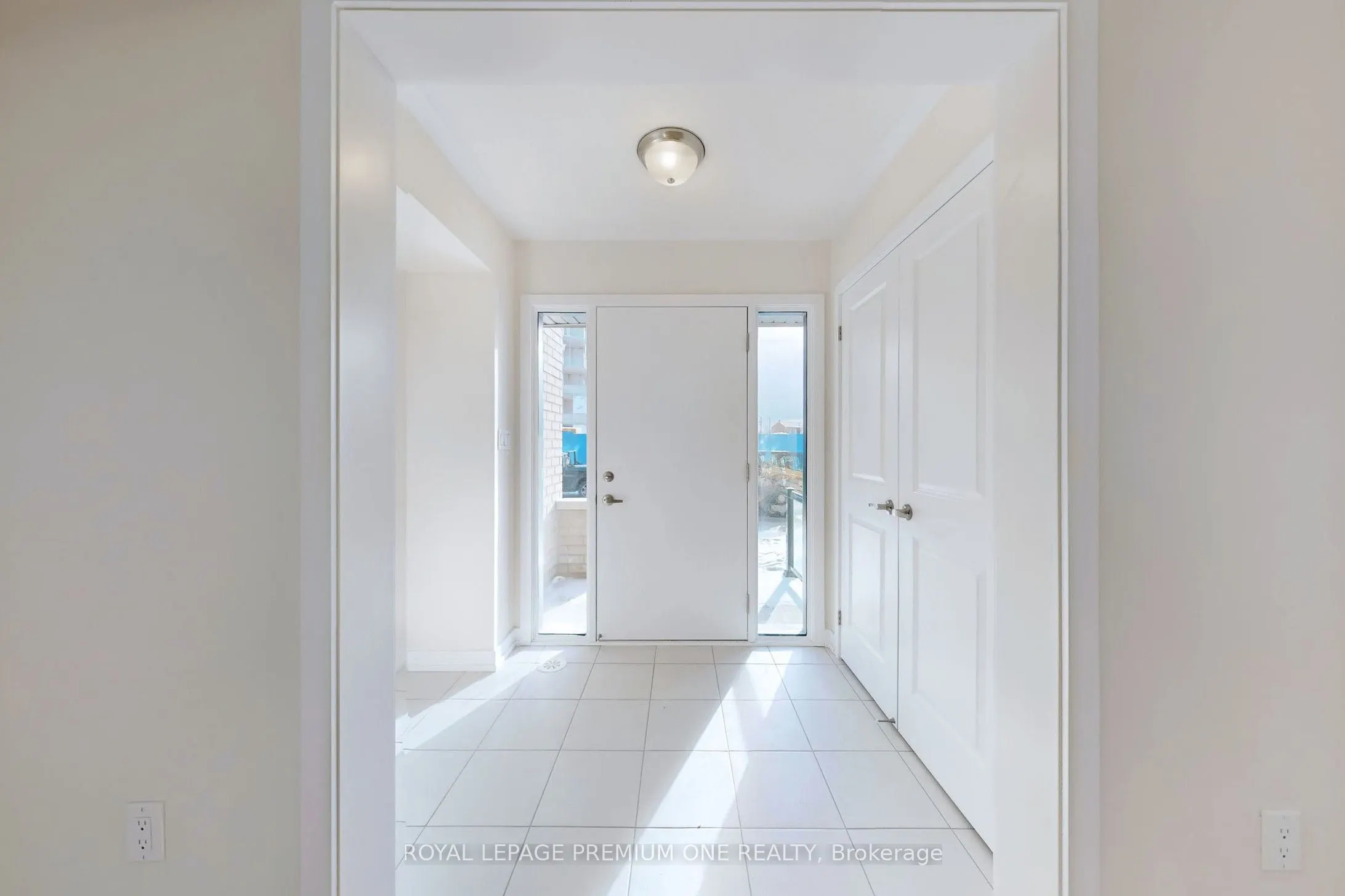 38 Dandara Gate