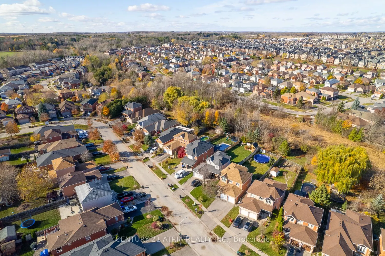 1304 Vincent Crescent