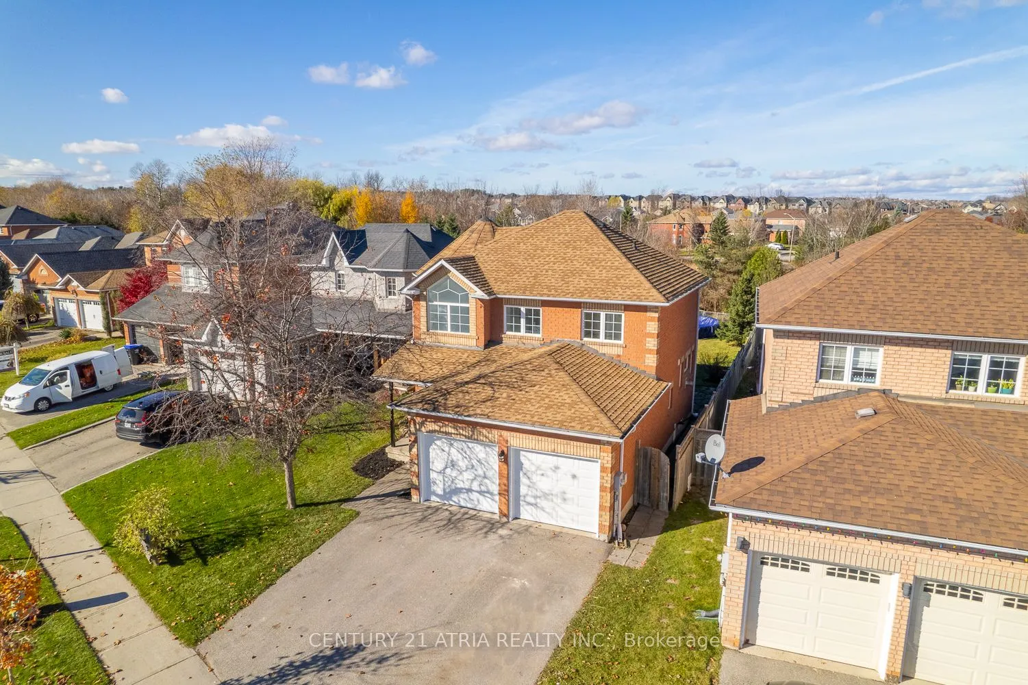 1304 Vincent Crescent