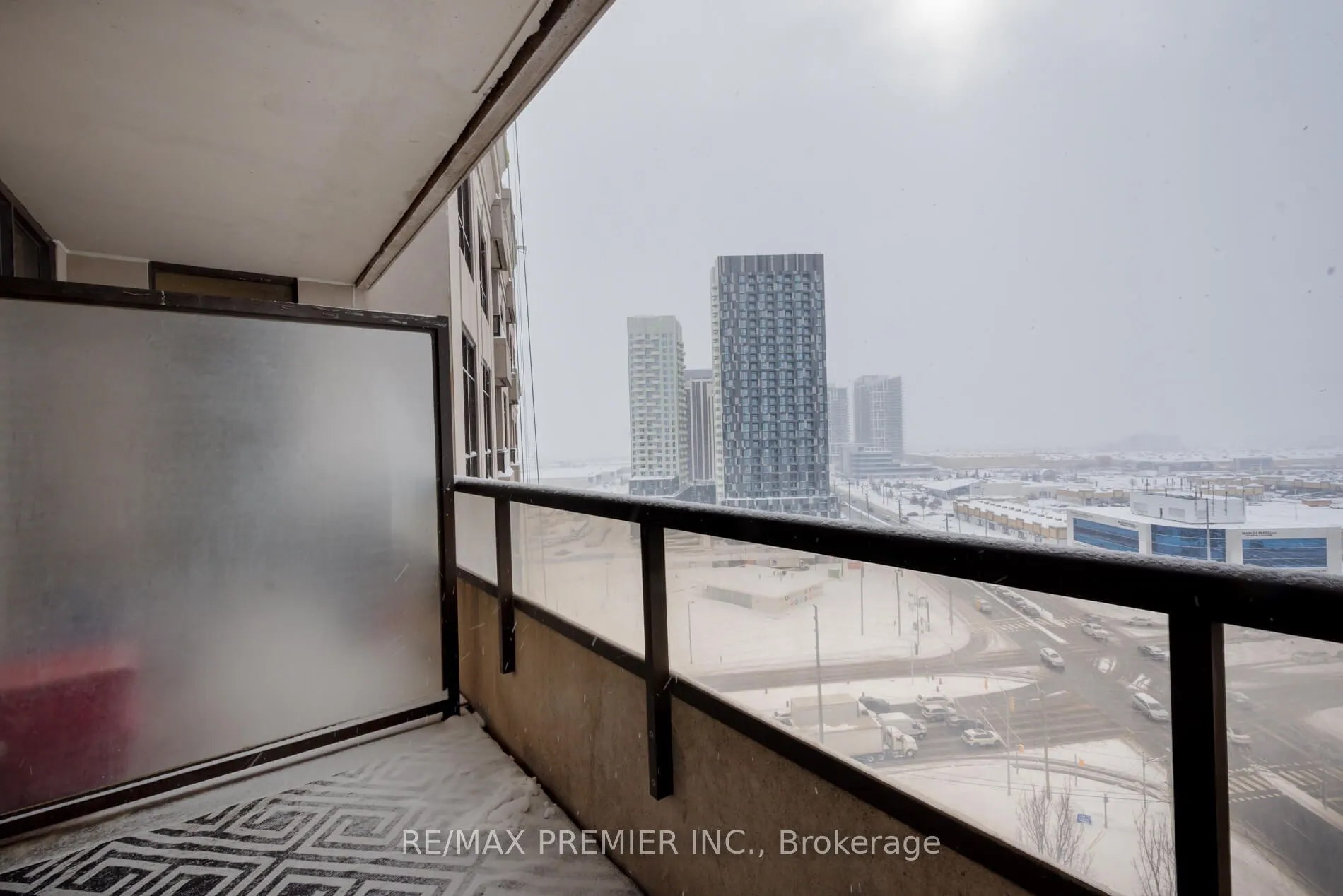 9225 Jane Street, #1401