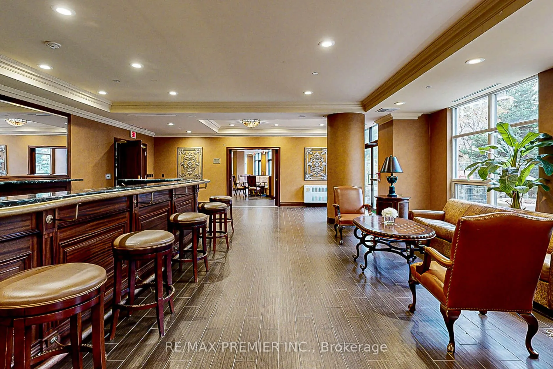 9225 Jane Street, #1401