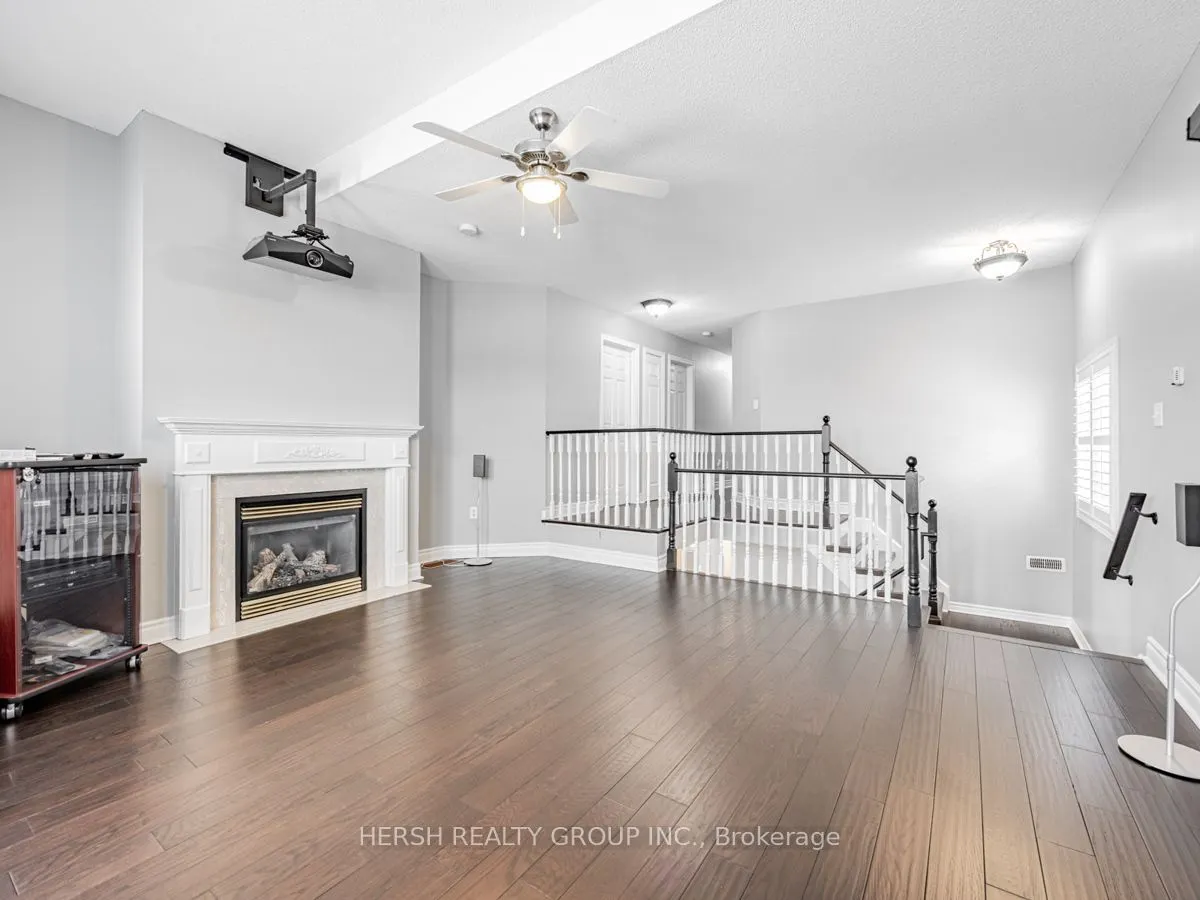 99 Richmond Park Drive