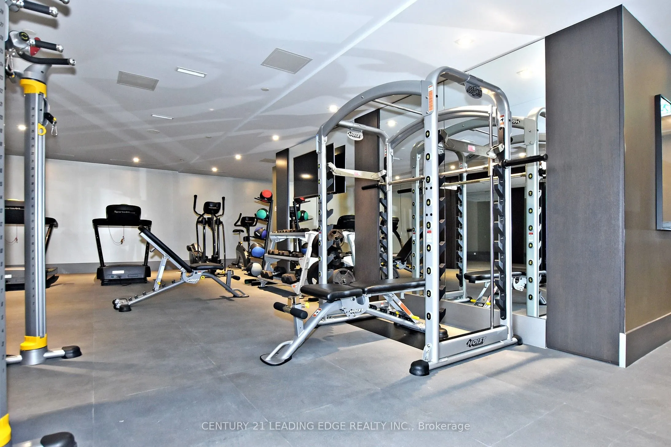 20 Fred Varley Drive, #324