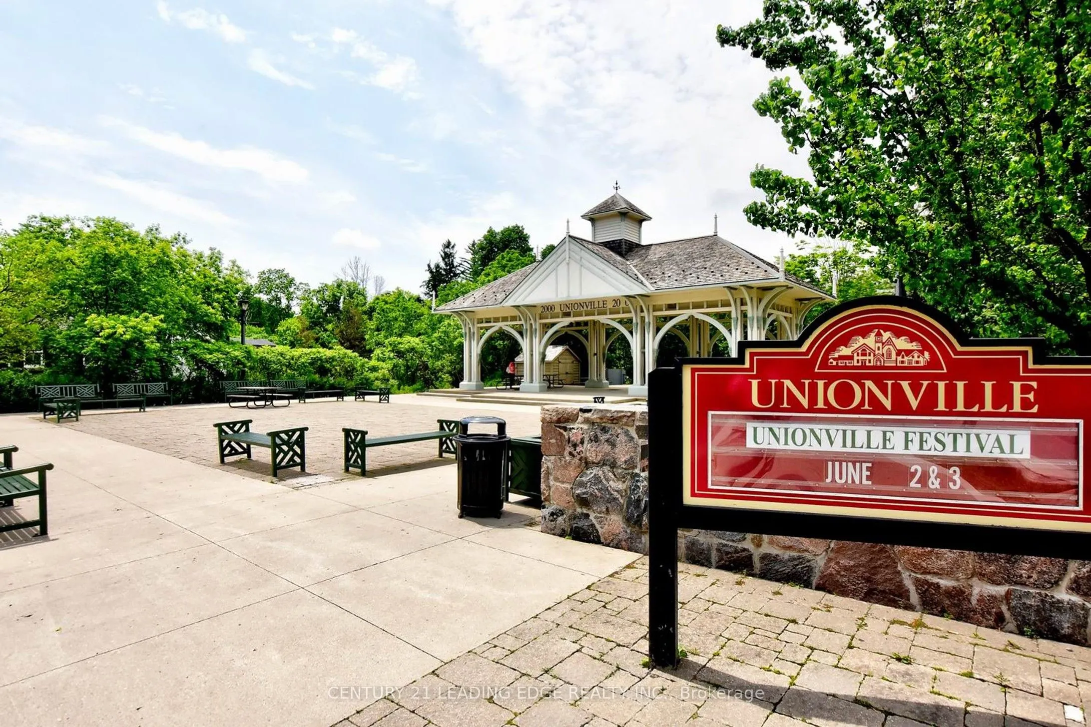 20 Fred Varley Drive, #324