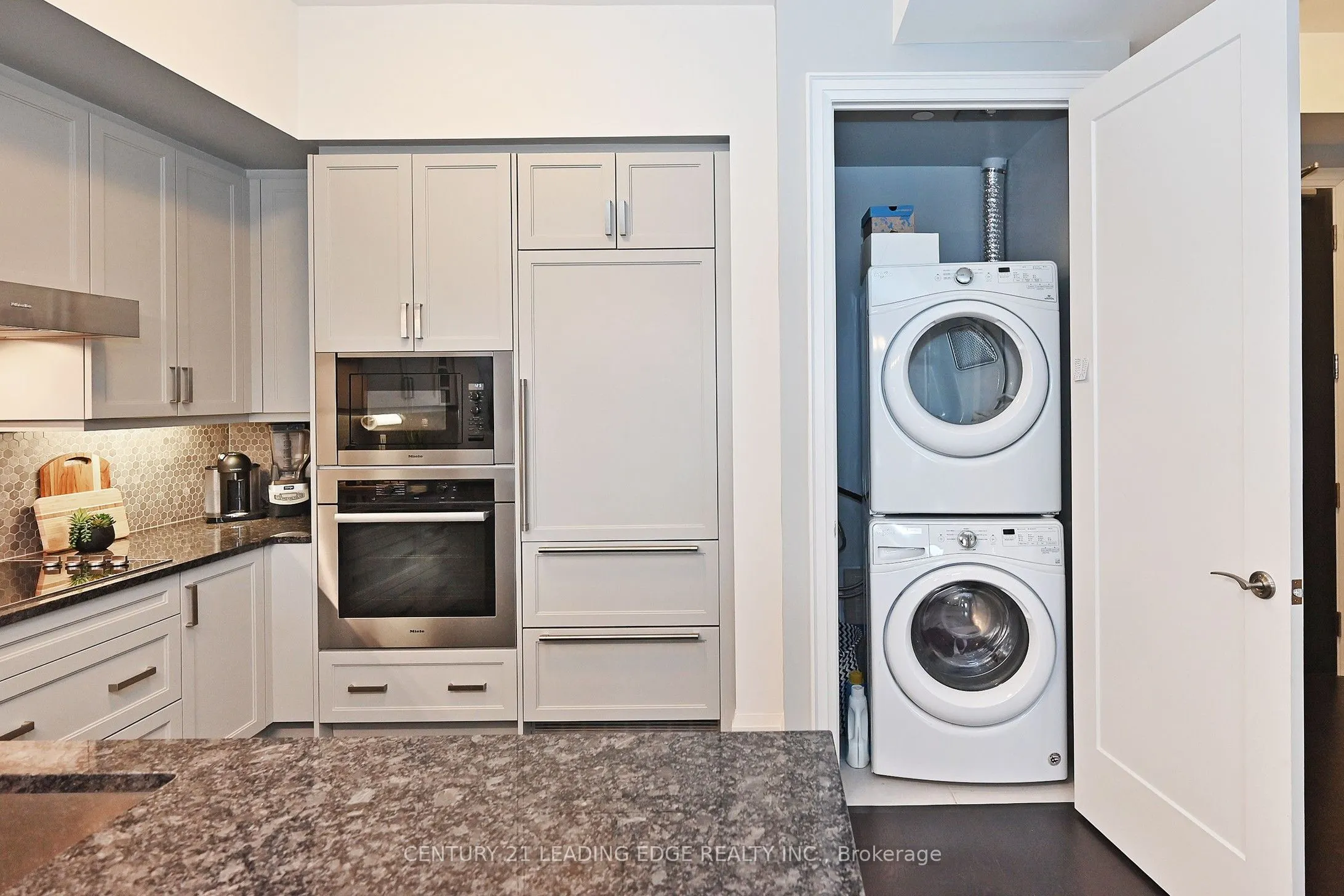 20 Fred Varley Drive, #324