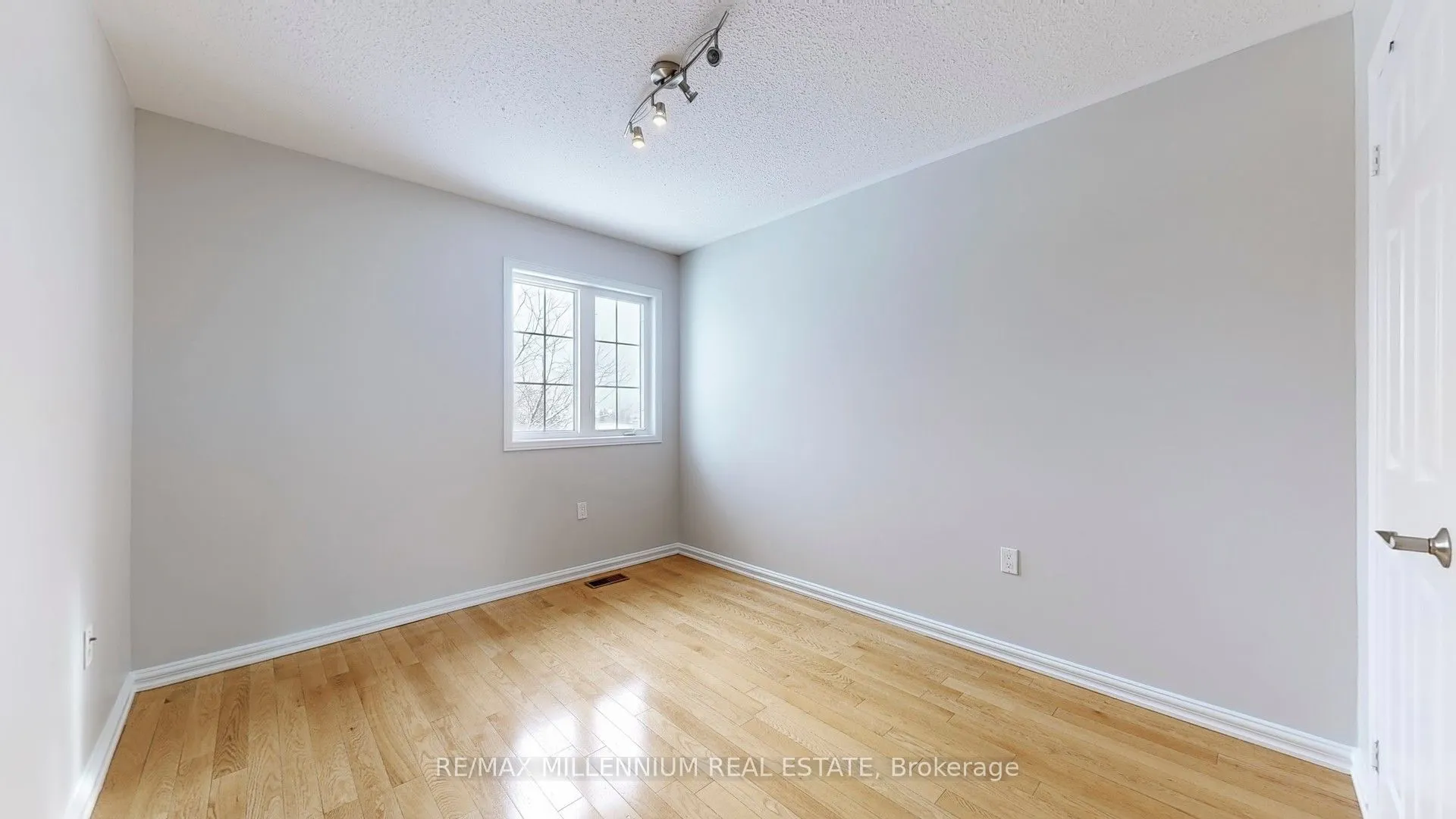 80 Keystar Court