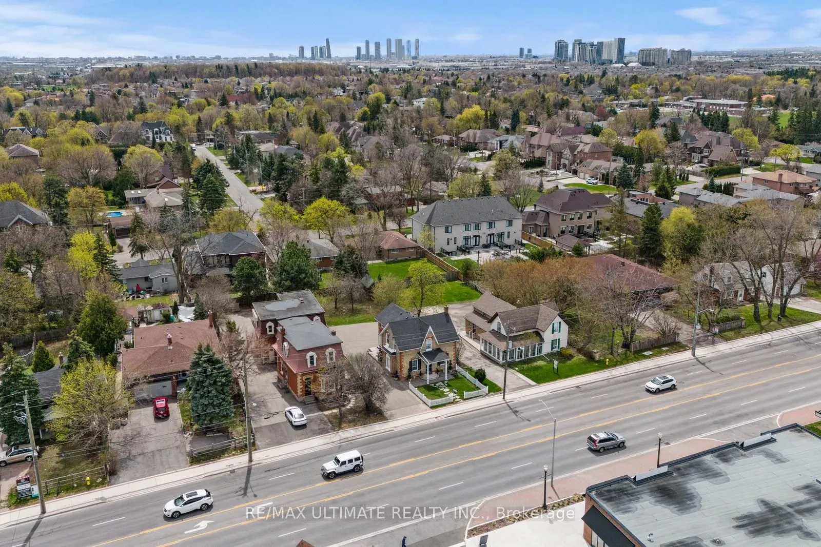 2339 Major Mackenzie Drive