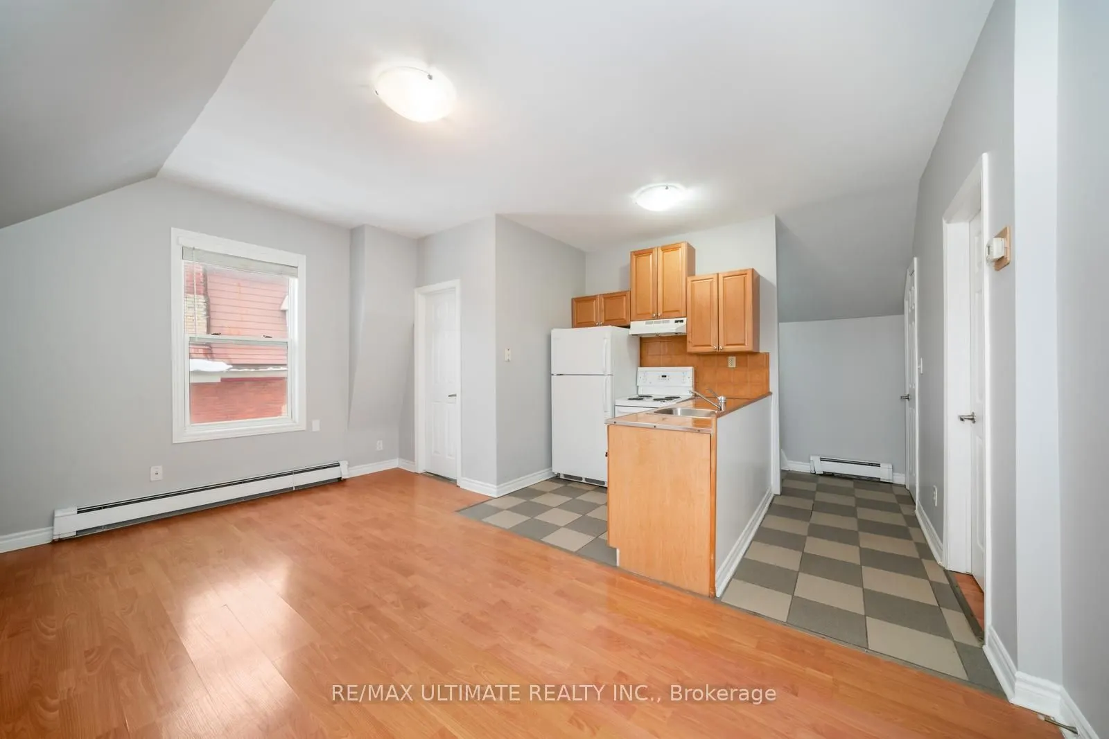 2339 Major Mackenzie Drive