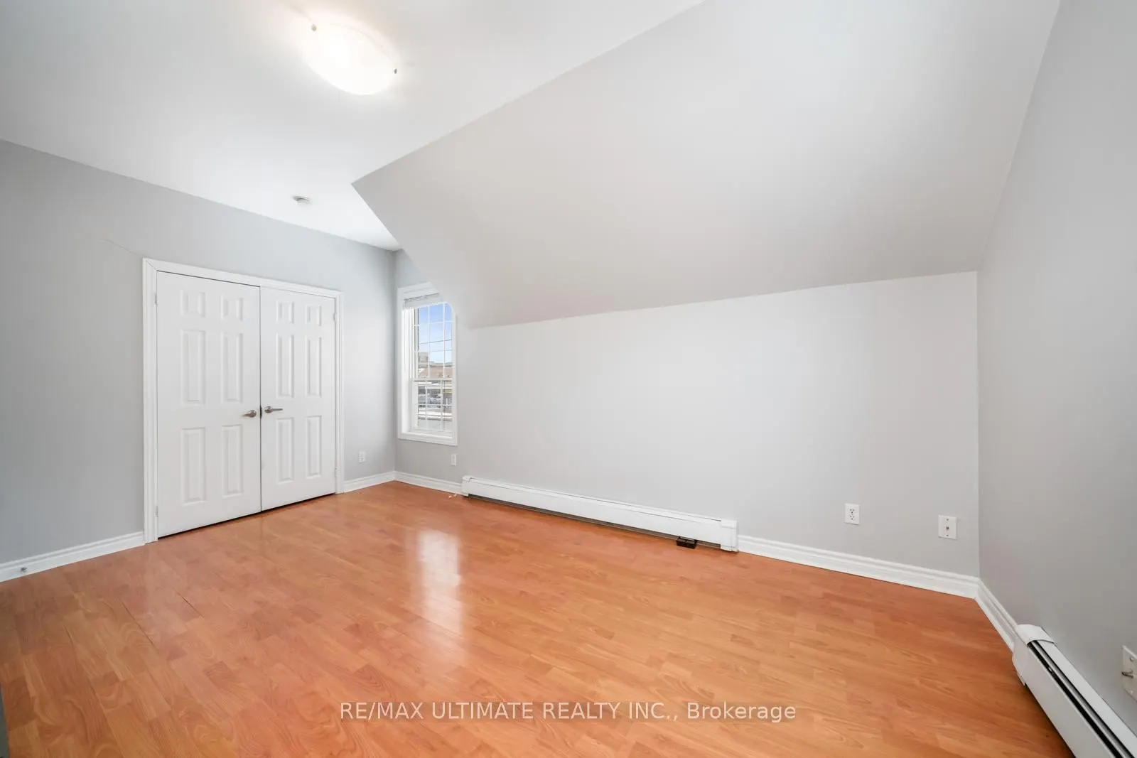 2339 Major Mackenzie Drive