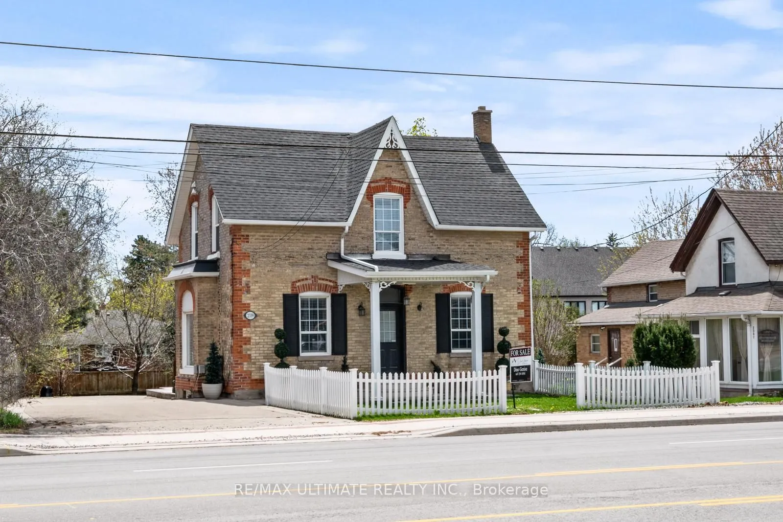 2339 Major Mackenzie Drive