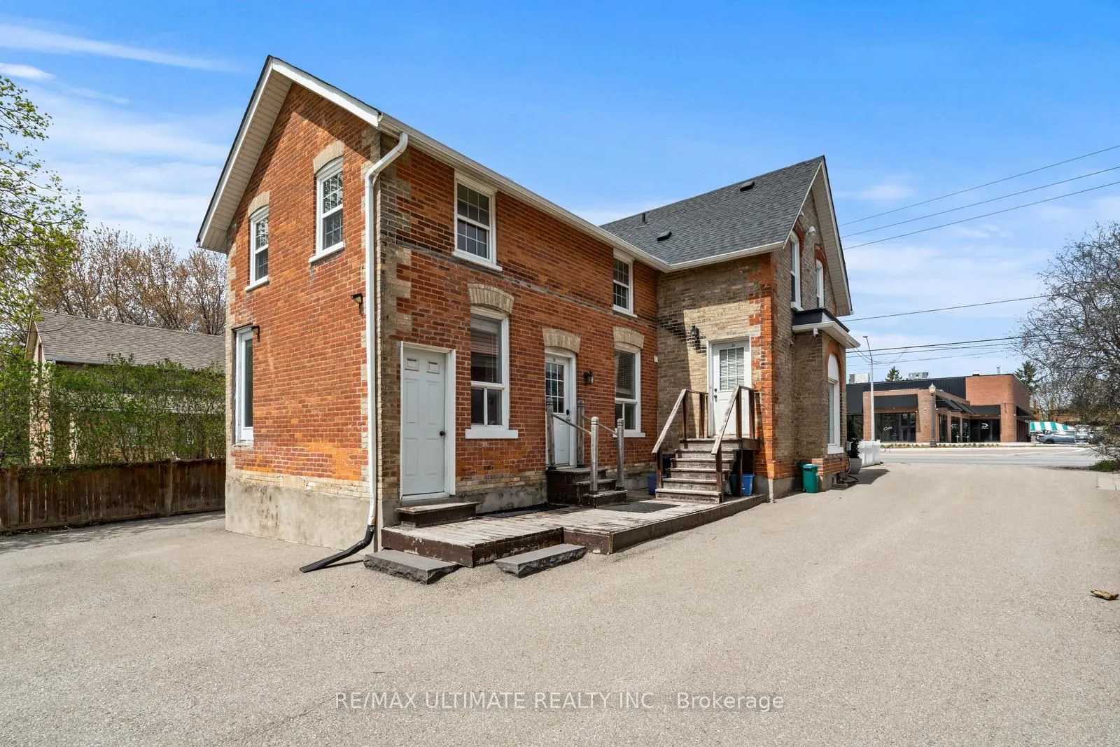 2339 Major Mackenzie Drive