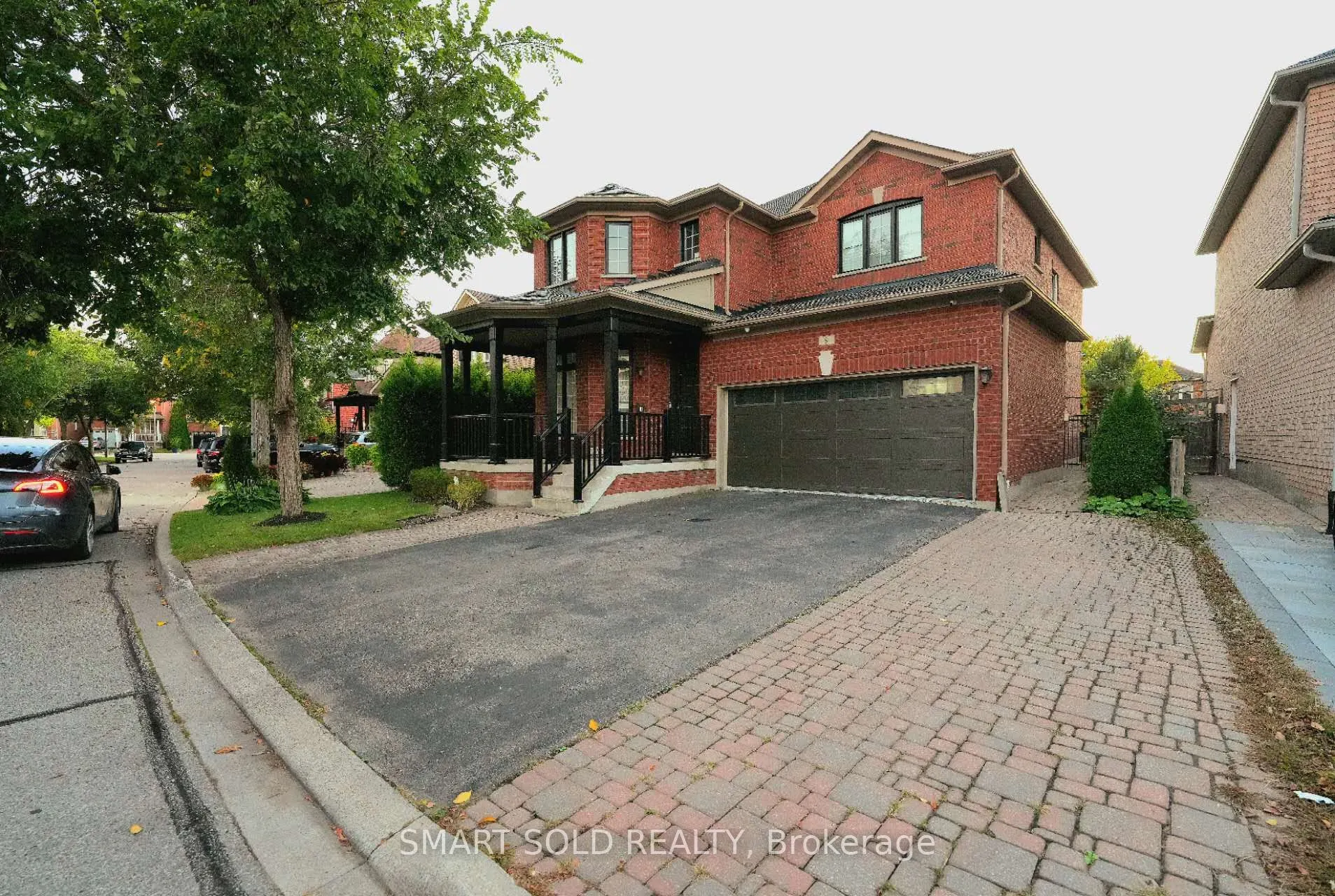 8 Gordon Weeden Road