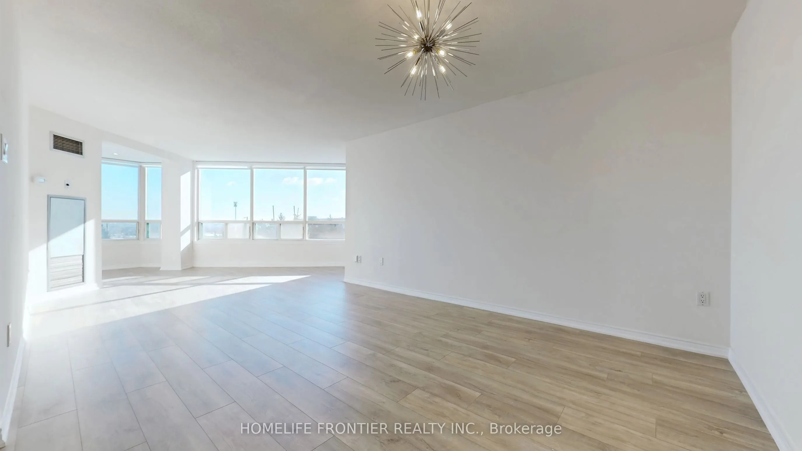 7250 Yonge Street, #605