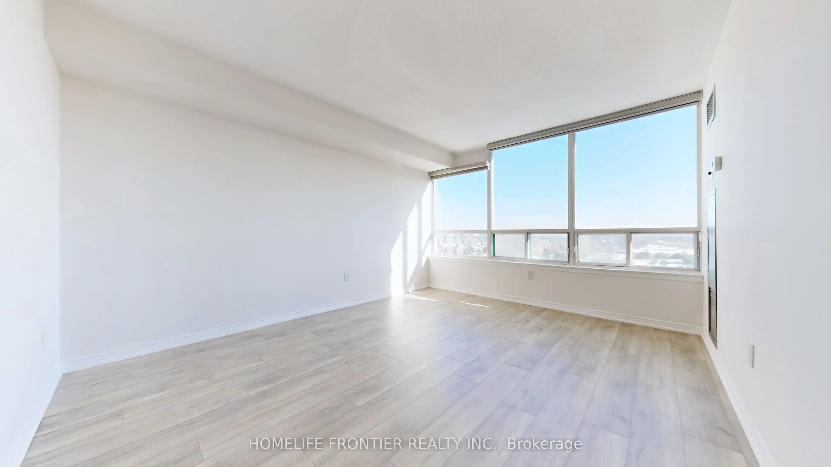 7250 Yonge Street, #605
