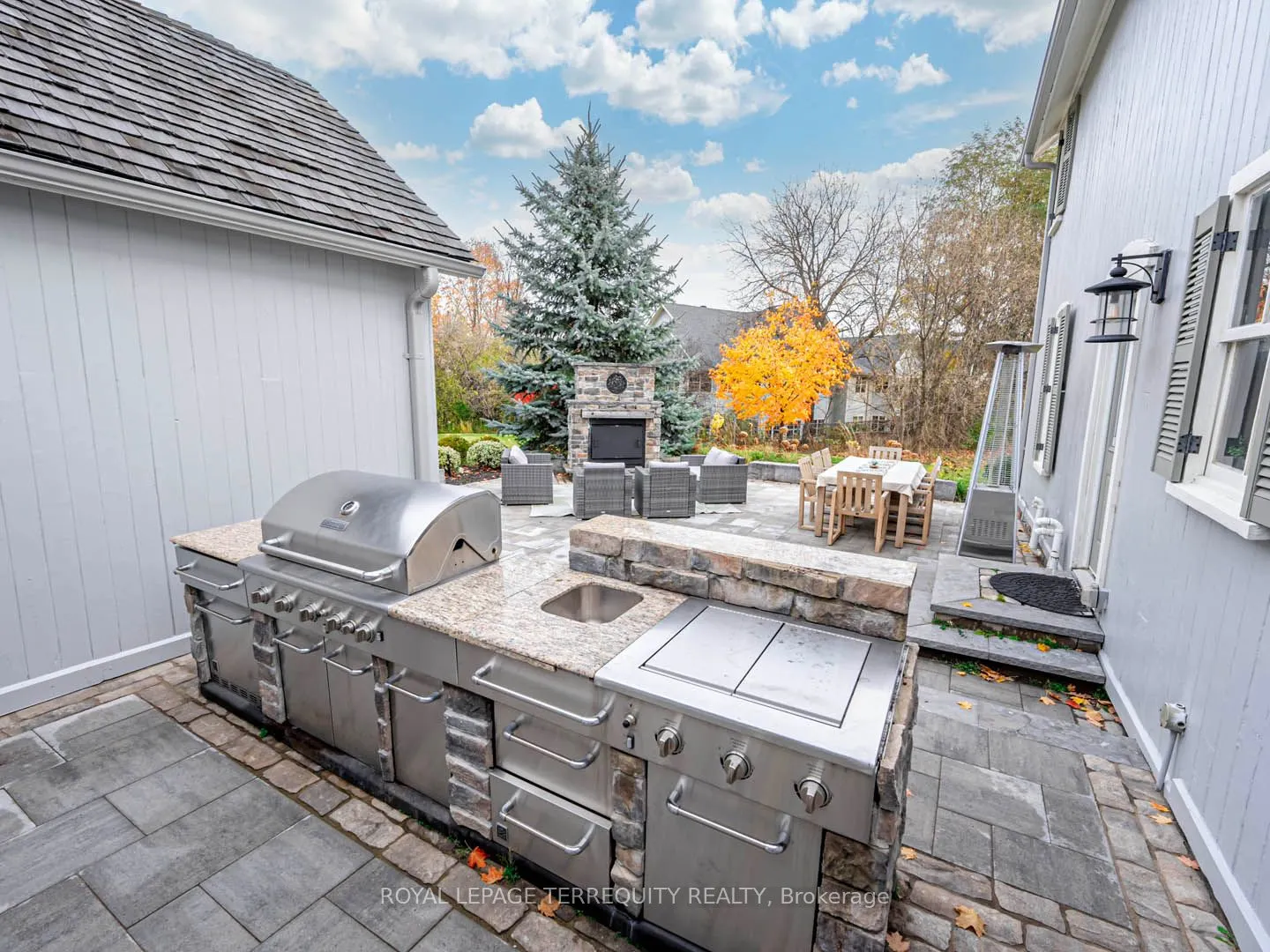 6 Aileen Lewis Court